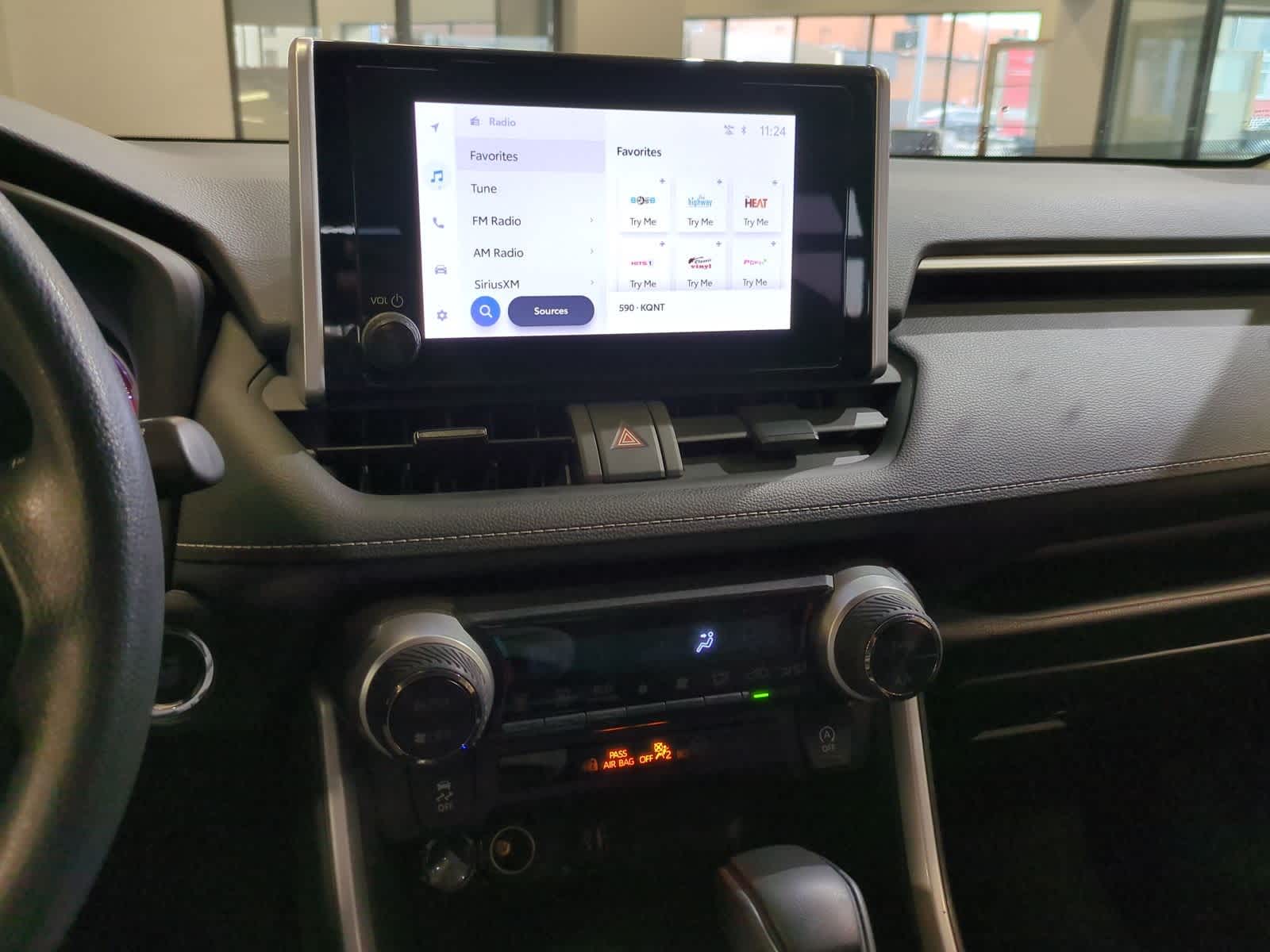 Thumbnail: 2024 Toyota RAV4 - 28