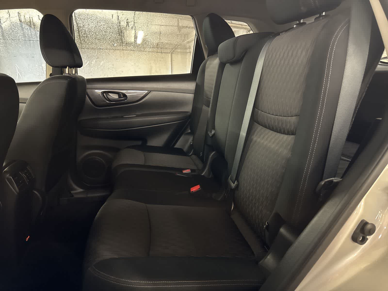 Thumbnail: 2020 Nissan Rogue - 19