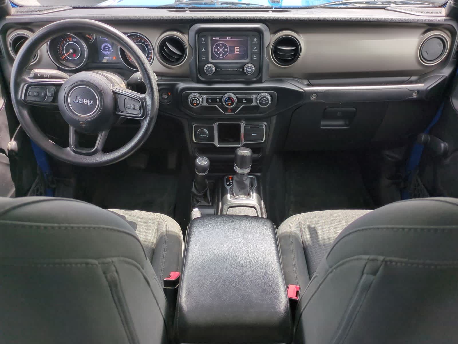 Thumbnail: 2021 Jeep Gladiator - 16