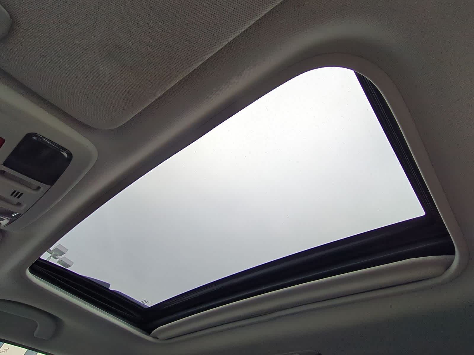 Thumbnail: 2017 Subaru Outback - 20