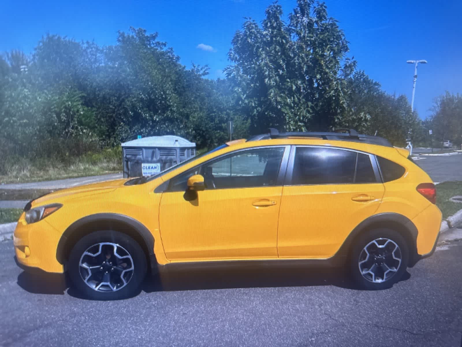 2015 Subaru Crosstrek Premium photo 2