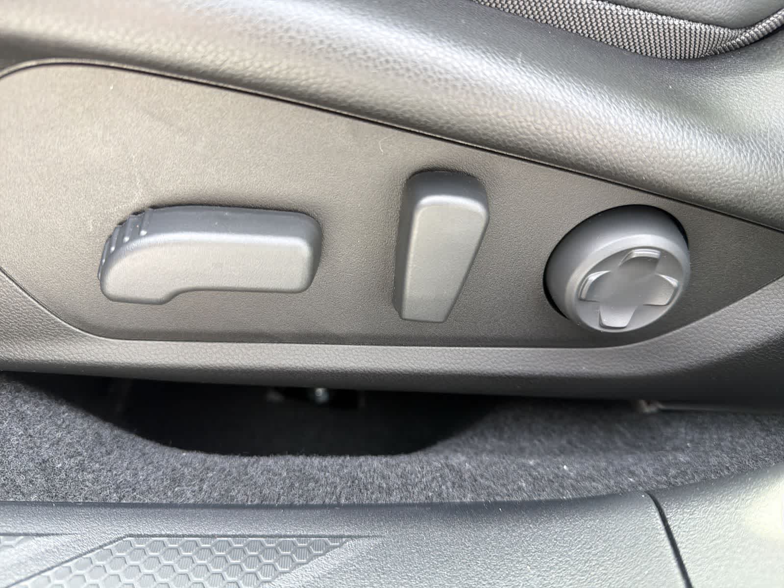 Thumbnail: 2026 Subaru Outback - 18