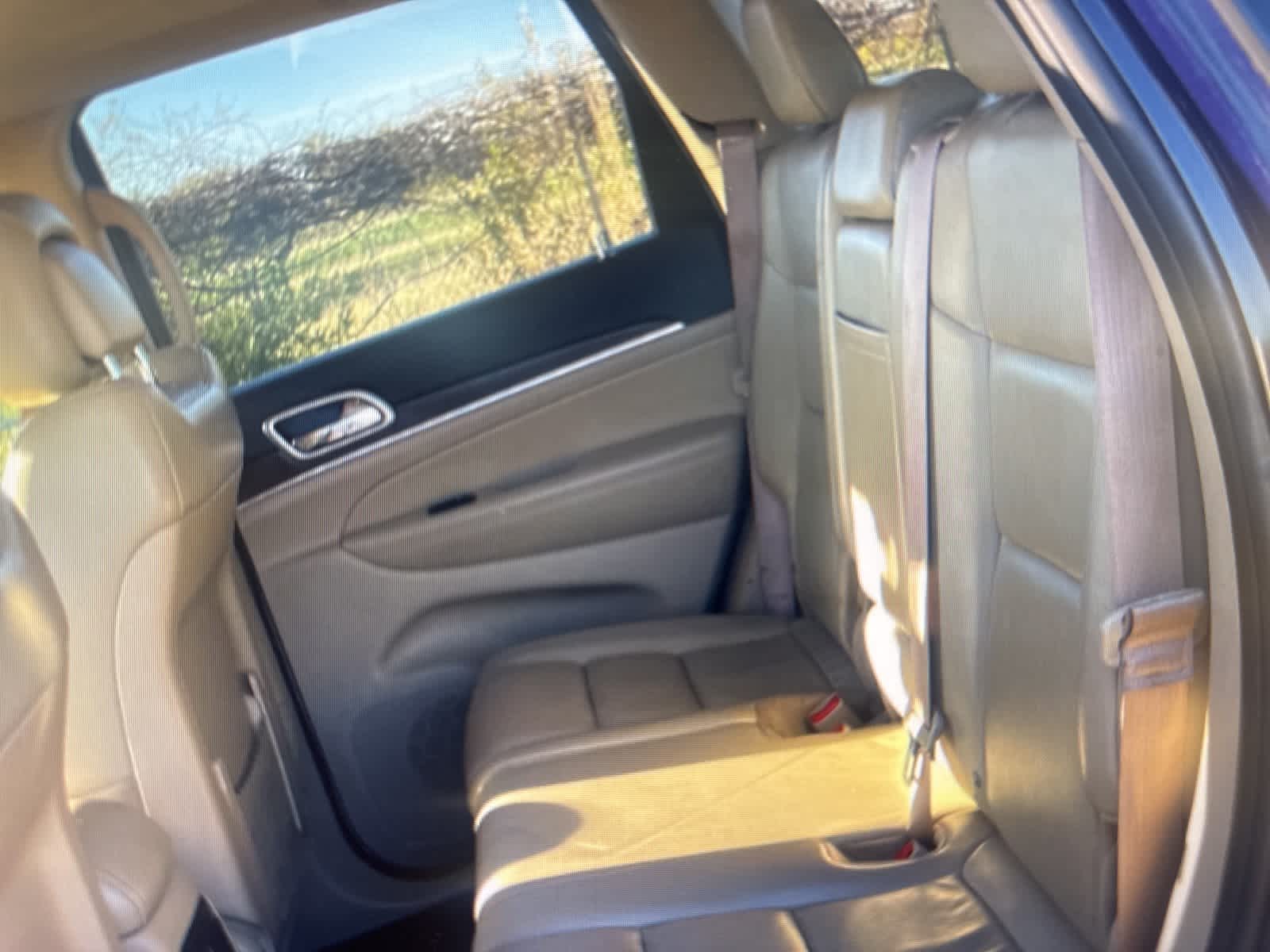 Thumbnail: 2018 Jeep Grand Cherokee - 13