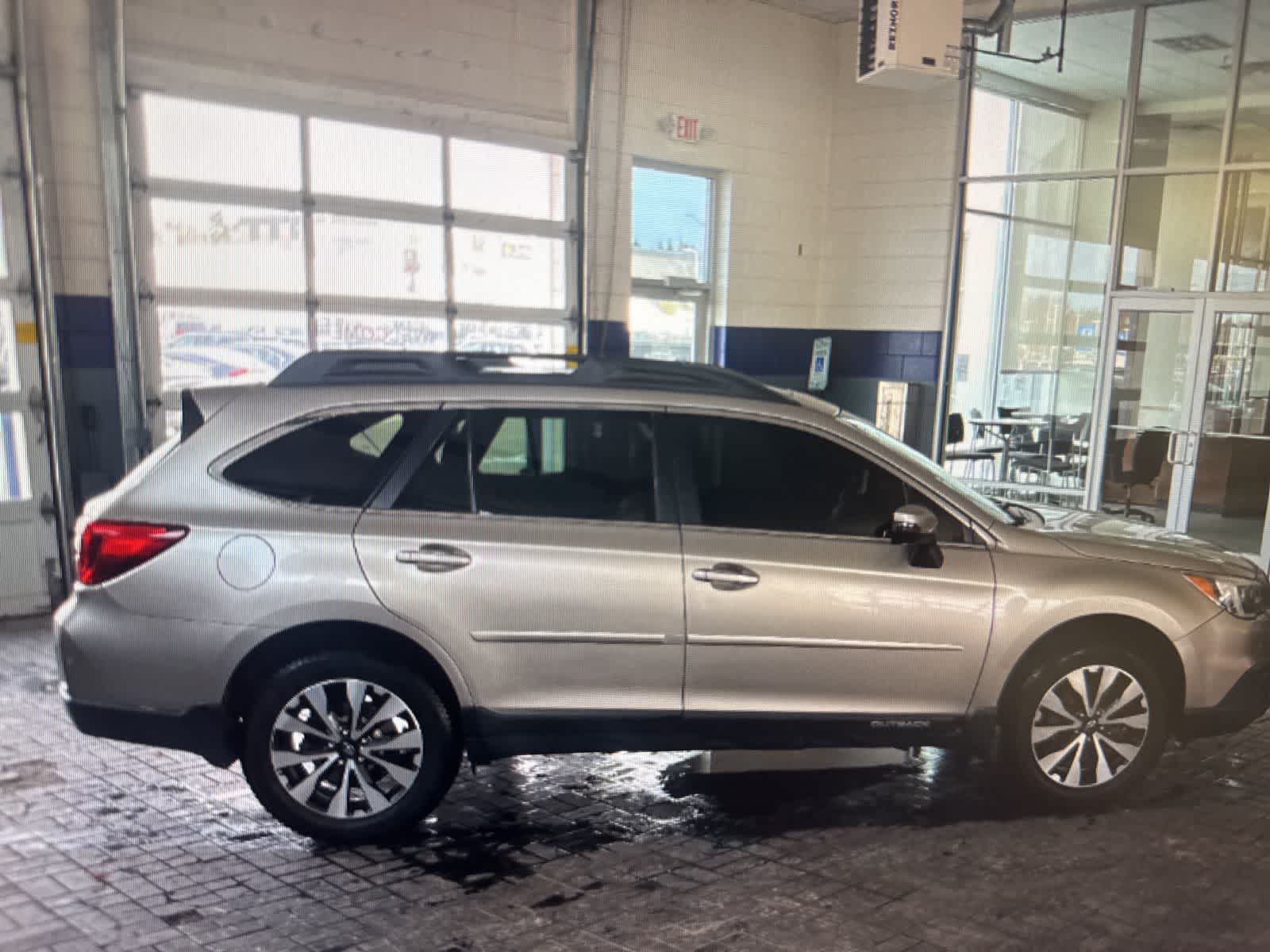 Thumbnail: 2016 Subaru Outback - 5