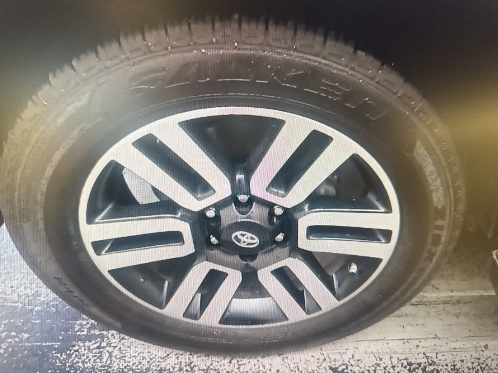 Thumbnail: 2019 Toyota 4Runner - 9