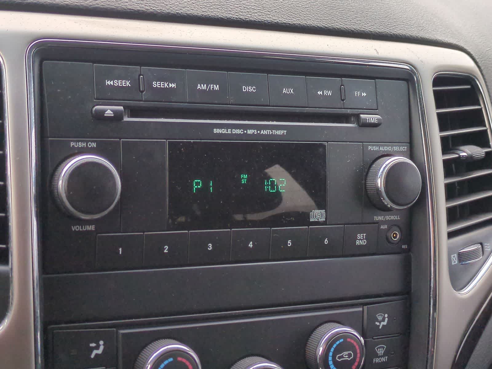 Thumbnail: 2012 Jeep Grand Cherokee - 27