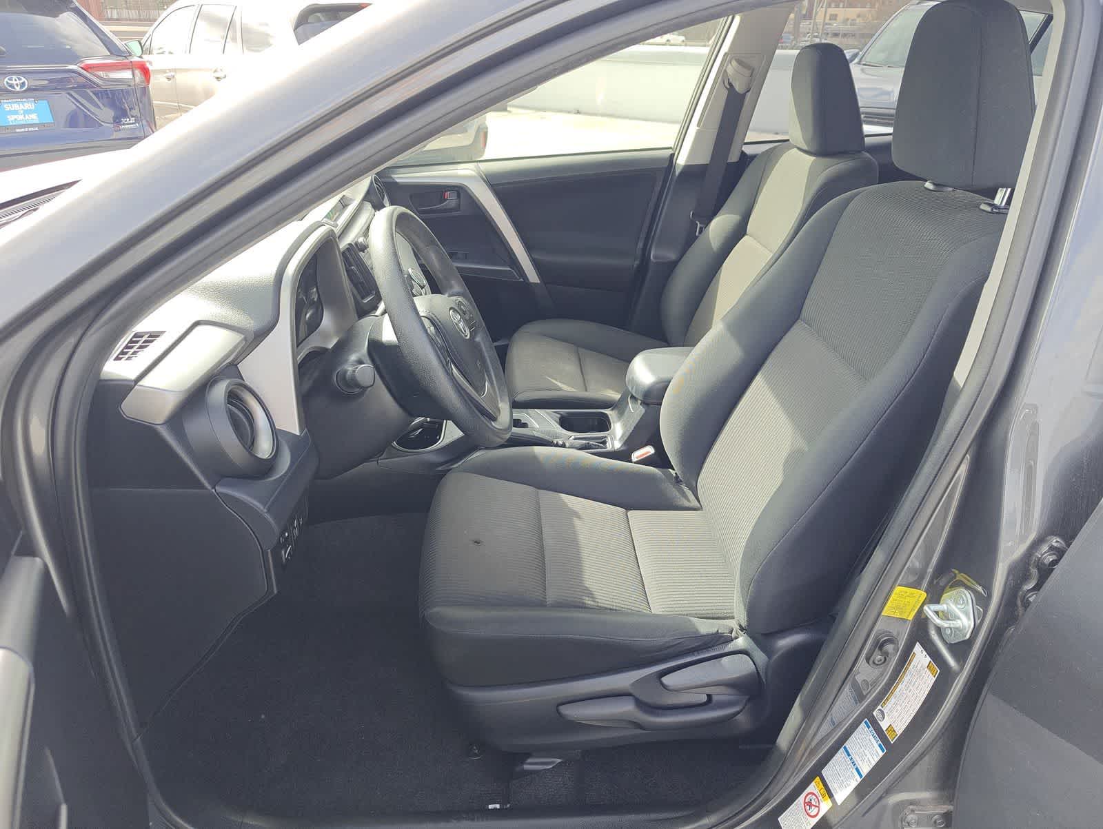 Thumbnail: 2017 Toyota RAV4 - 16