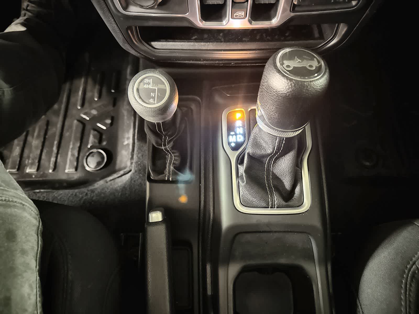 Thumbnail: 2018 Jeep Wrangler - 28