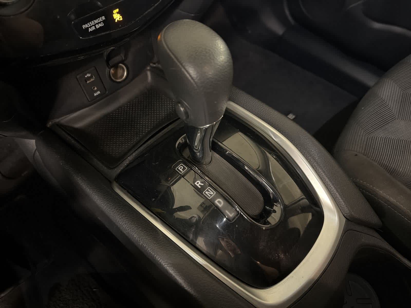 Thumbnail: 2015 Nissan Rogue - 31