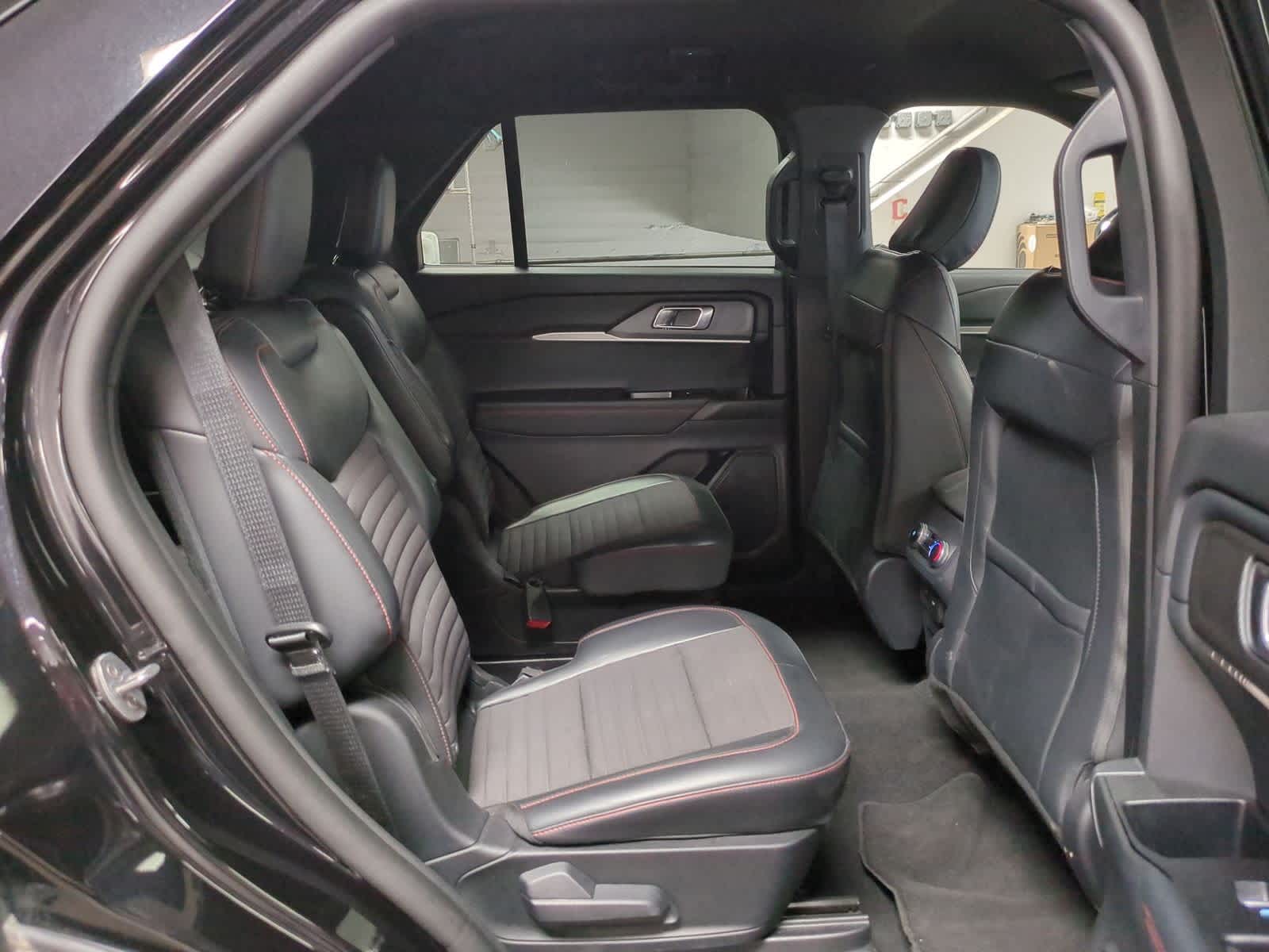 Thumbnail: 2025 Ford Explorer - 21