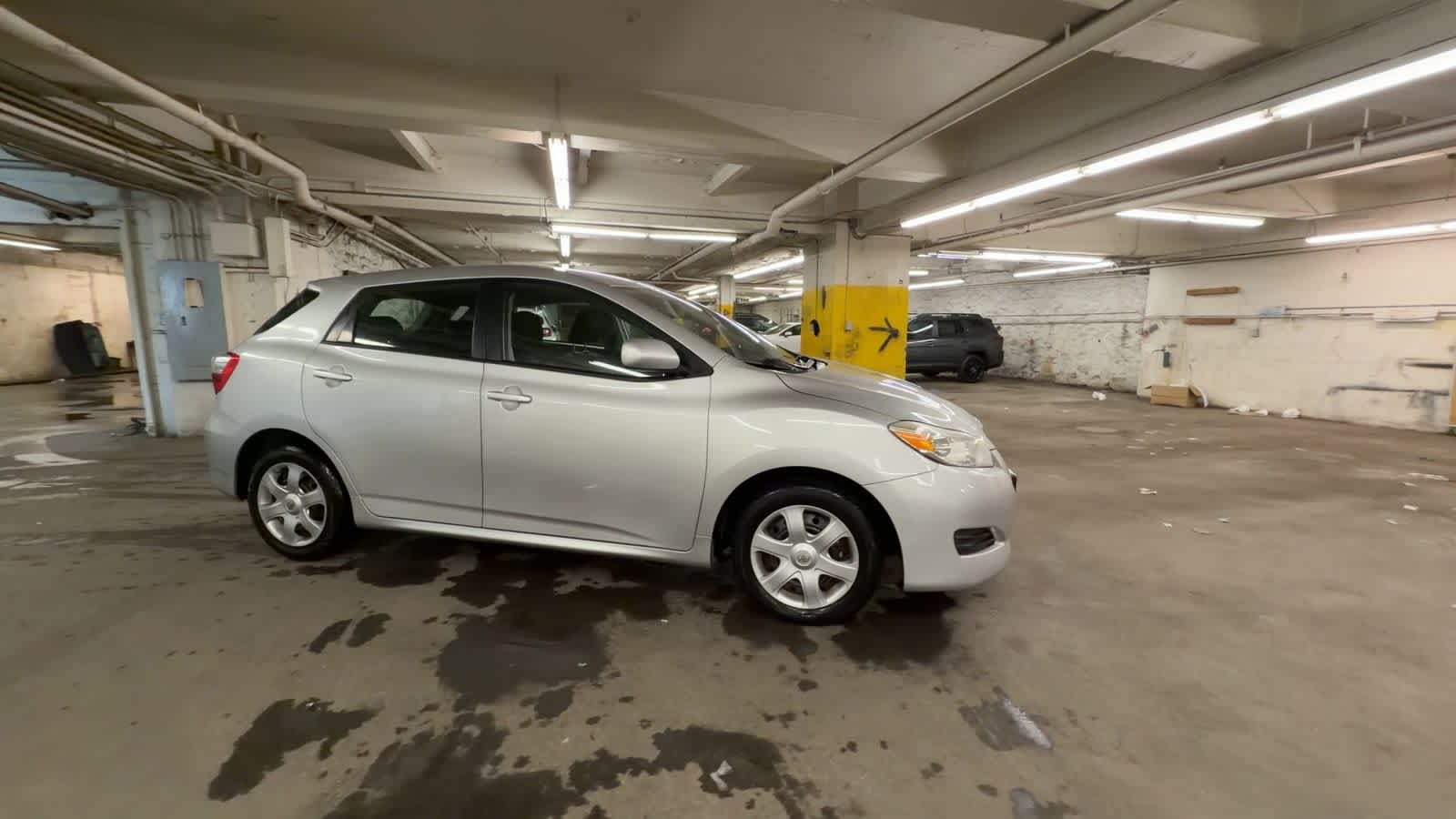 Thumbnail: 2010 Toyota Matrix - 9
