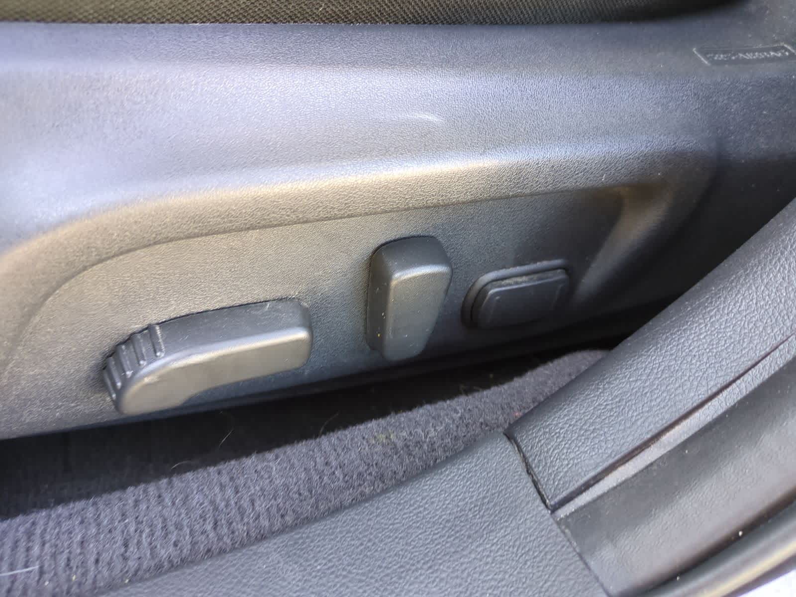 Thumbnail: 2017 Subaru Outback - 18