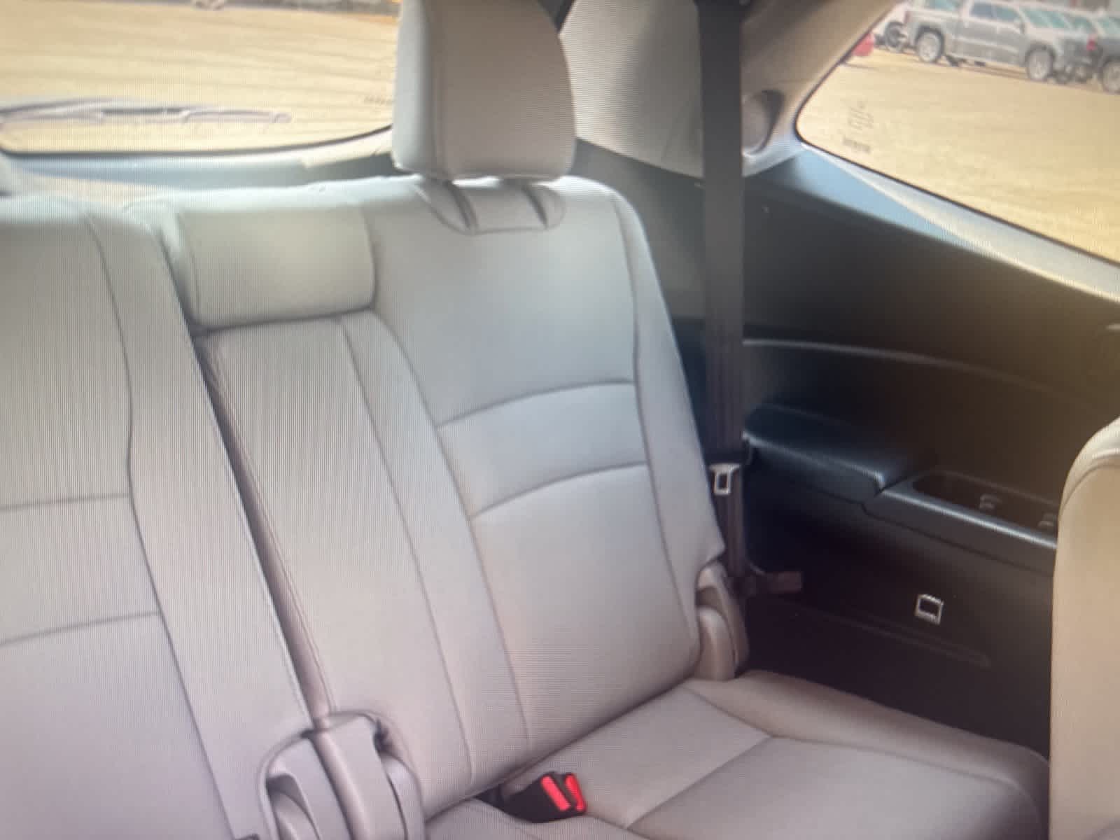 Thumbnail: 2019 Honda Pilot - 16