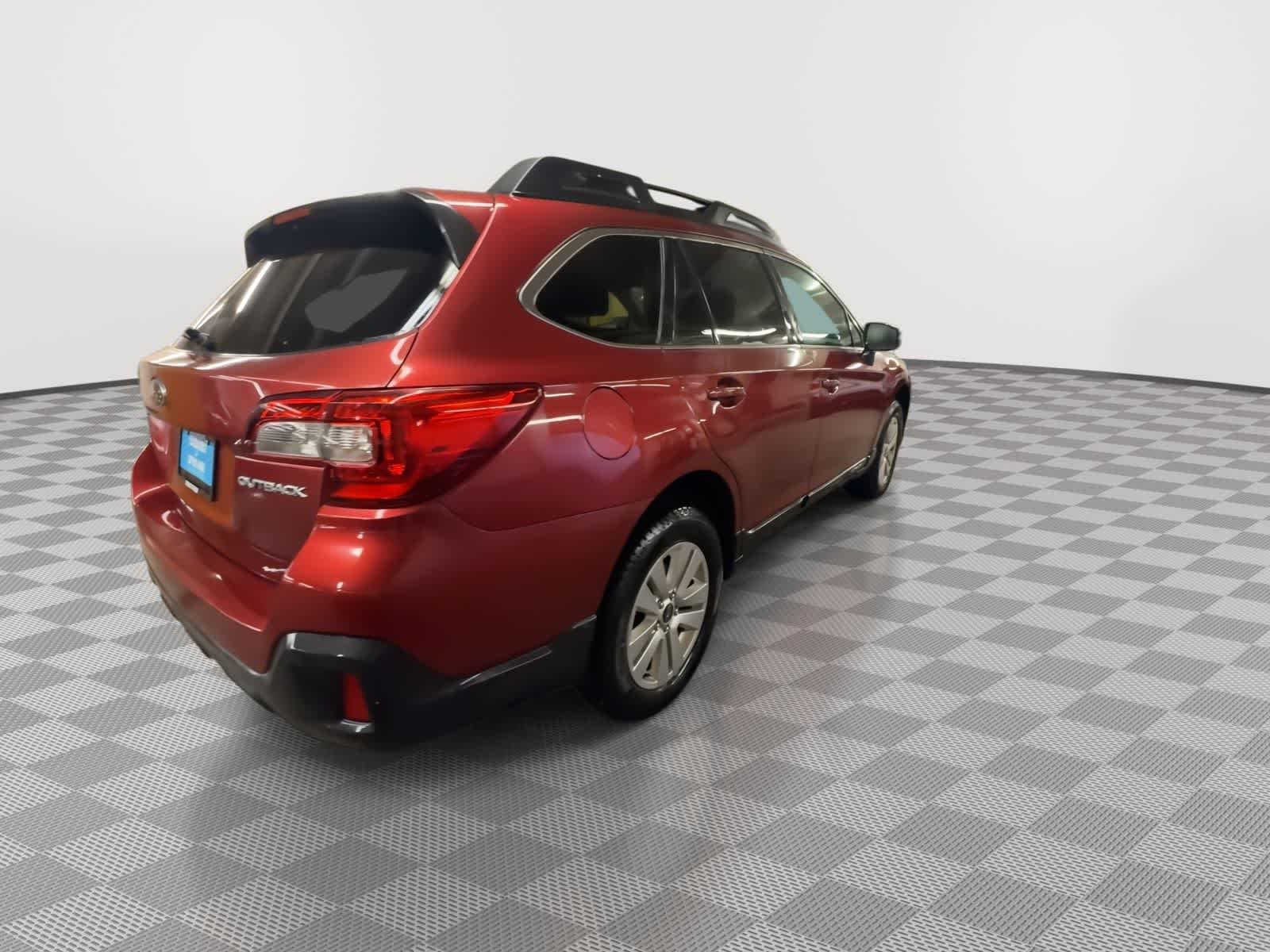Thumbnail: 2018 Subaru Outback - 8