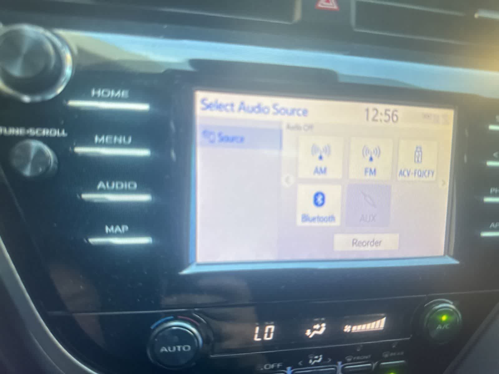 Thumbnail: 2019 Toyota Camry - 14