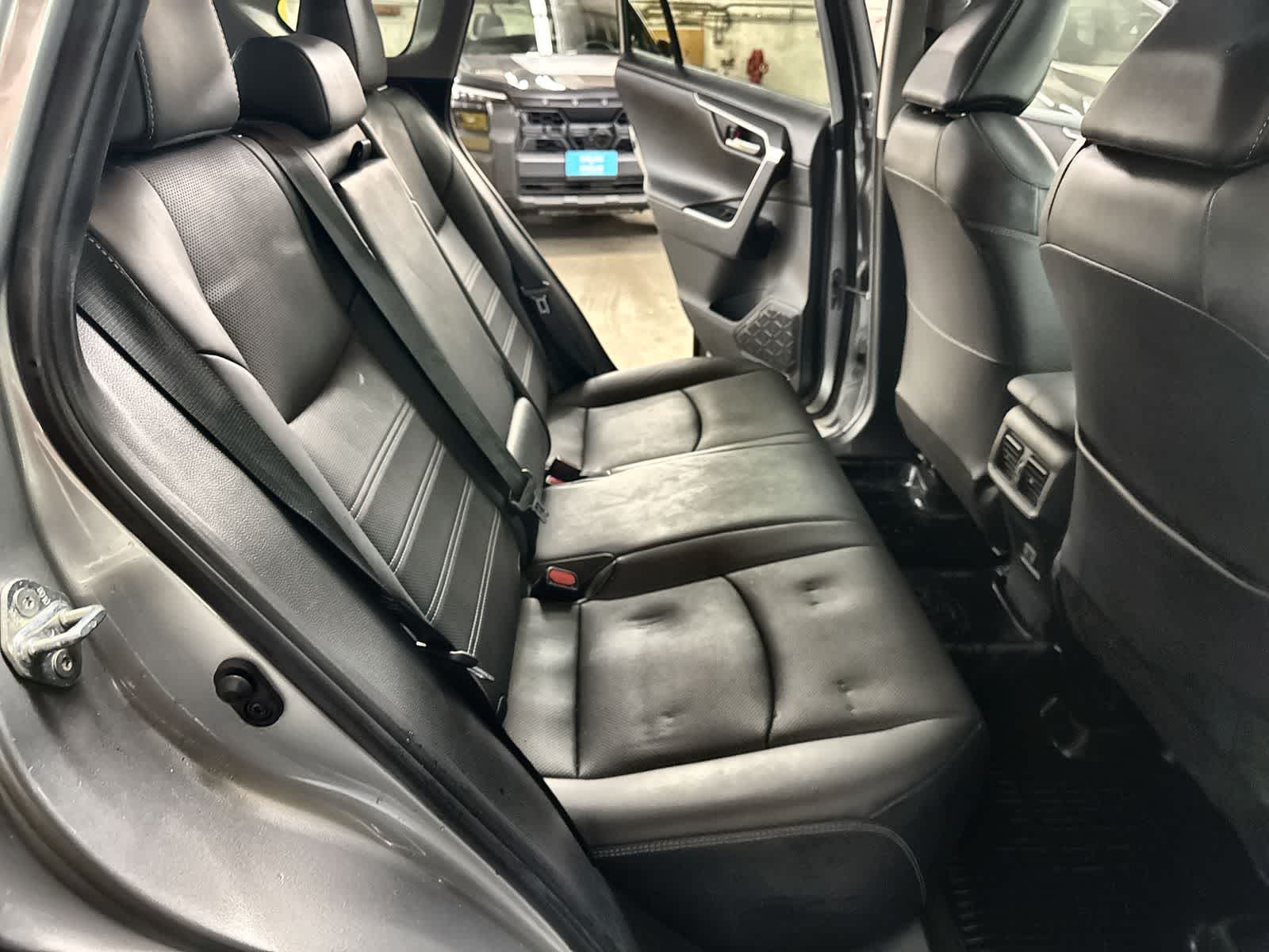 Thumbnail: 2019 Toyota RAV4 - 22