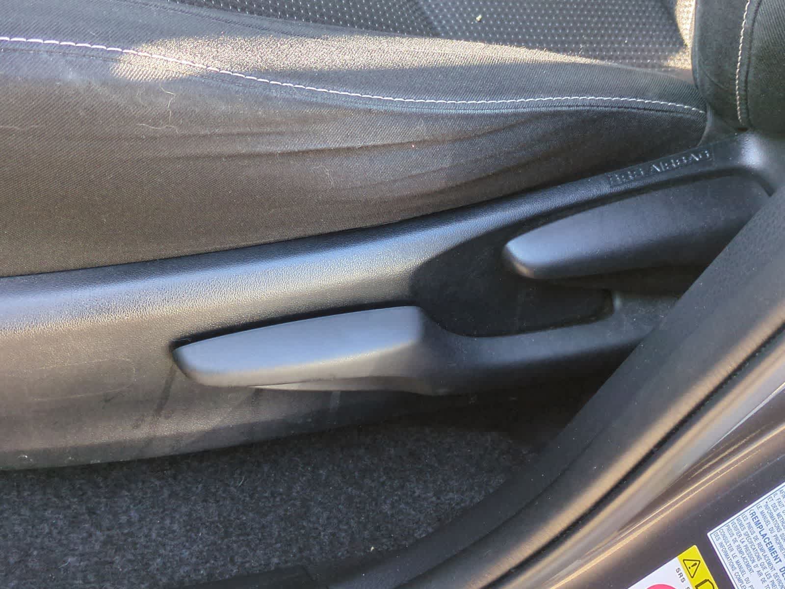 Thumbnail: 2018 Toyota RAV4 - 17