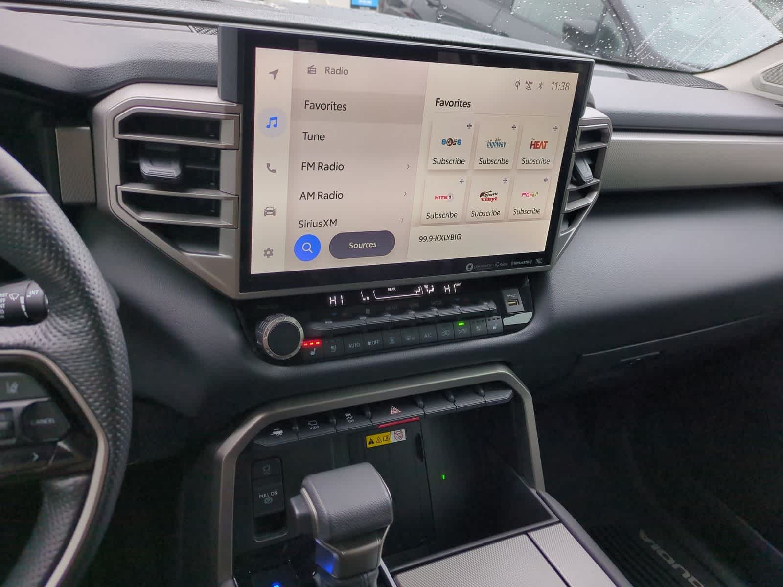 Thumbnail: 2023 Toyota Sequoia - 29