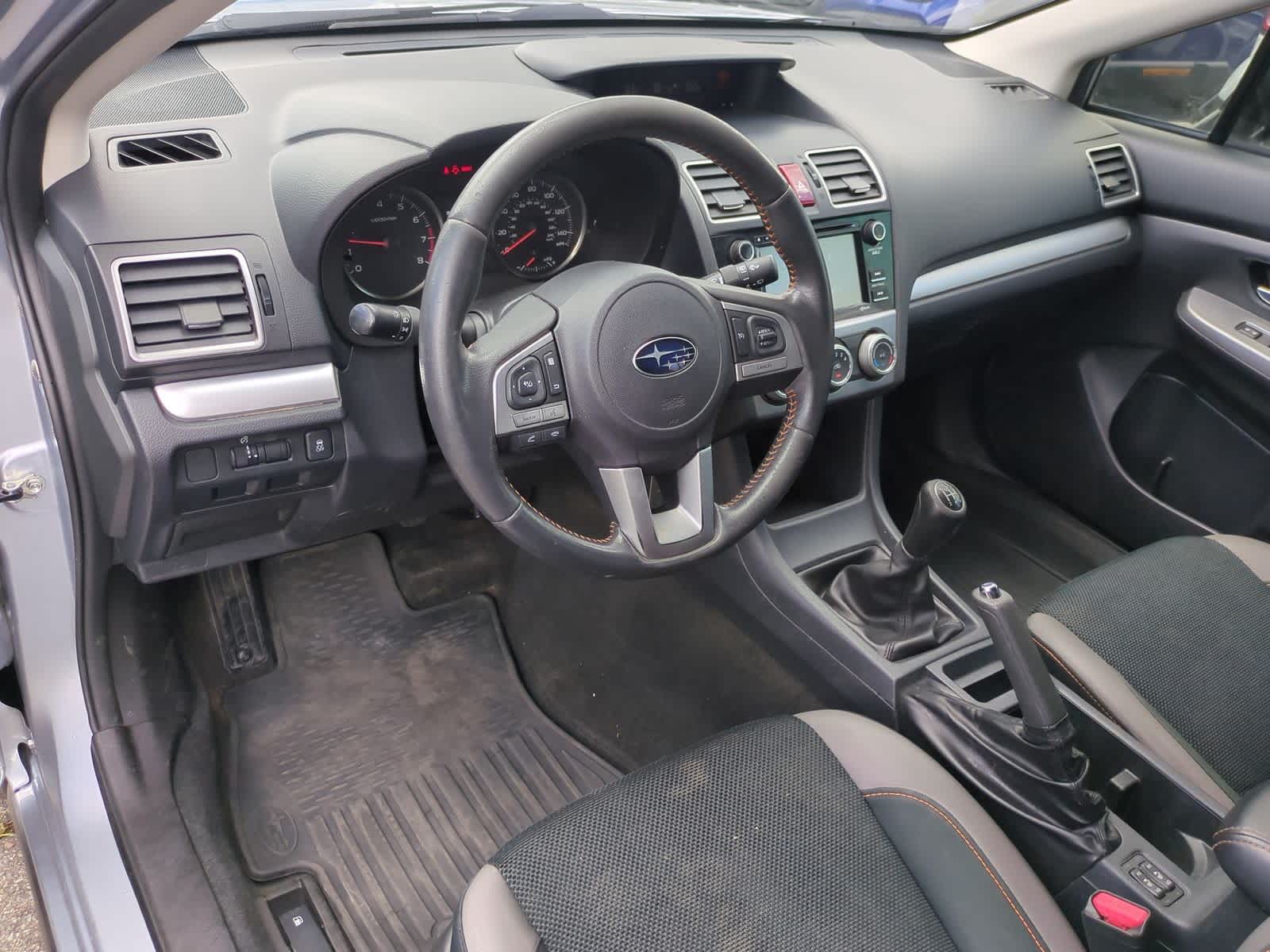 Thumbnail: 2017 Subaru Crosstrek - 10