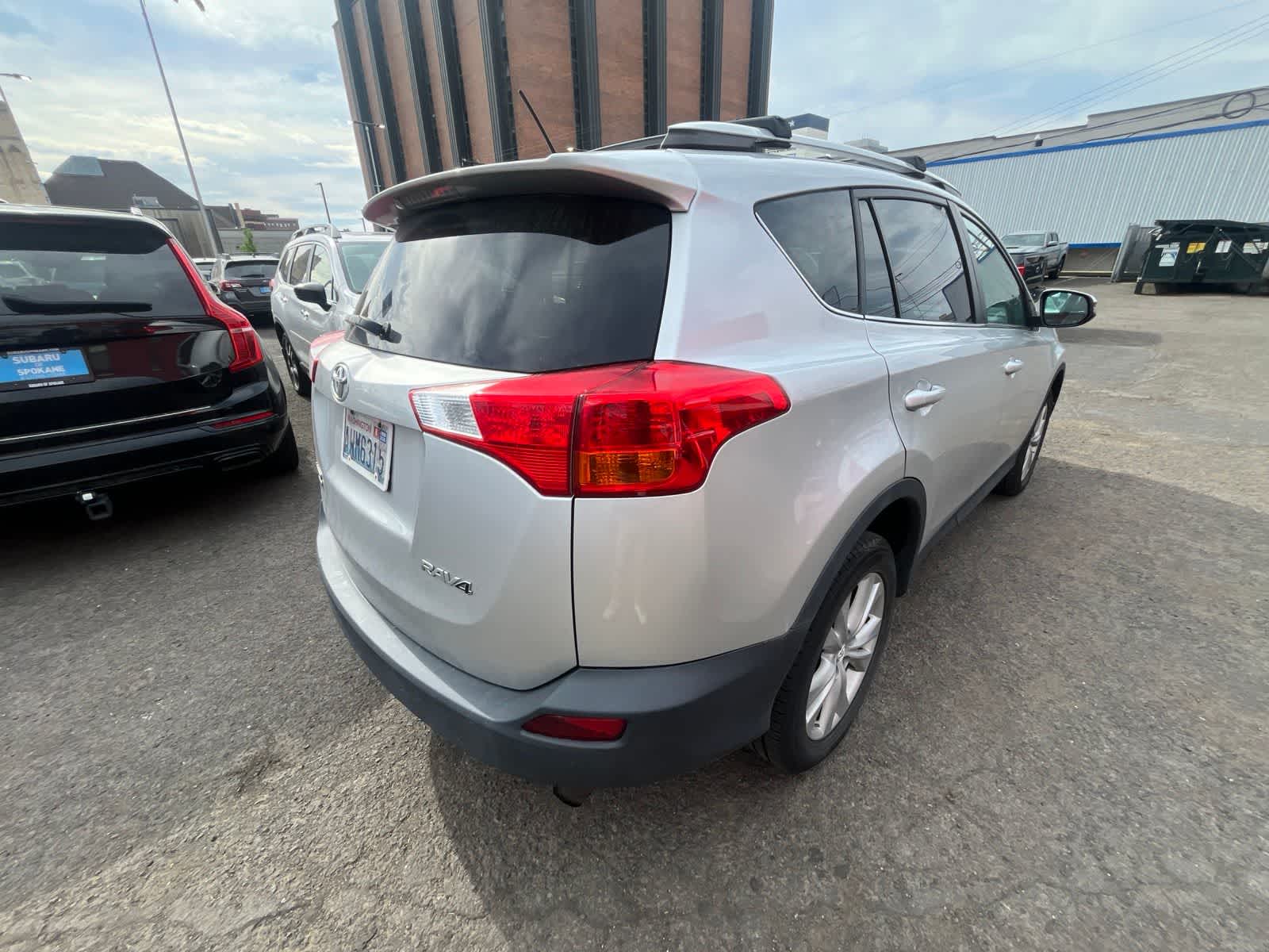 Thumbnail: 2015 Toyota RAV4 - 3