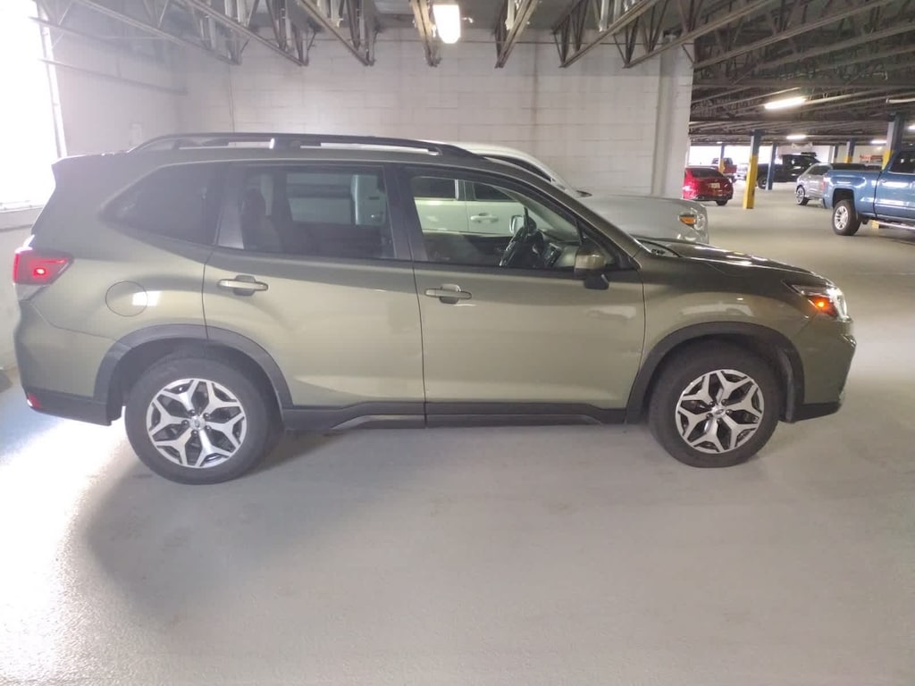 Used 2021 Subaru Forester Premium SUV