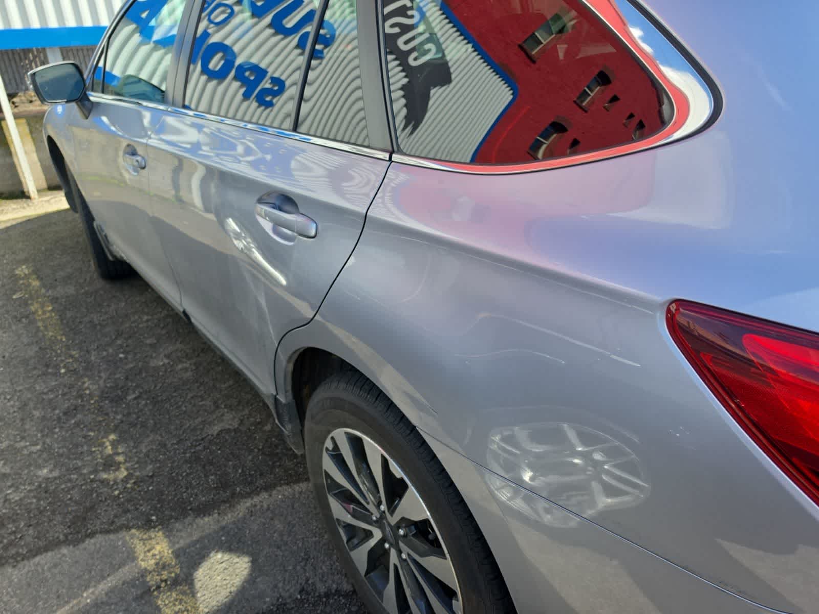 Thumbnail: 2015 Subaru Outback - 4