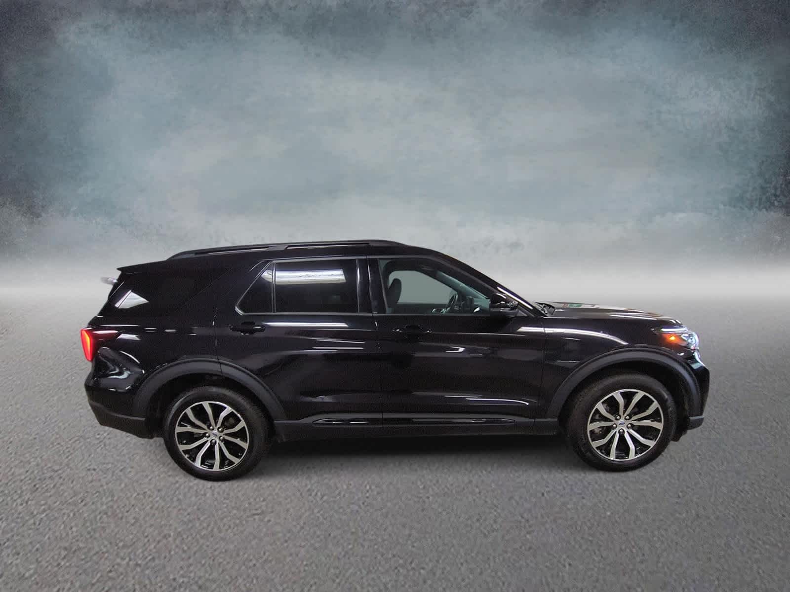 Thumbnail: 2025 Ford Explorer - 9