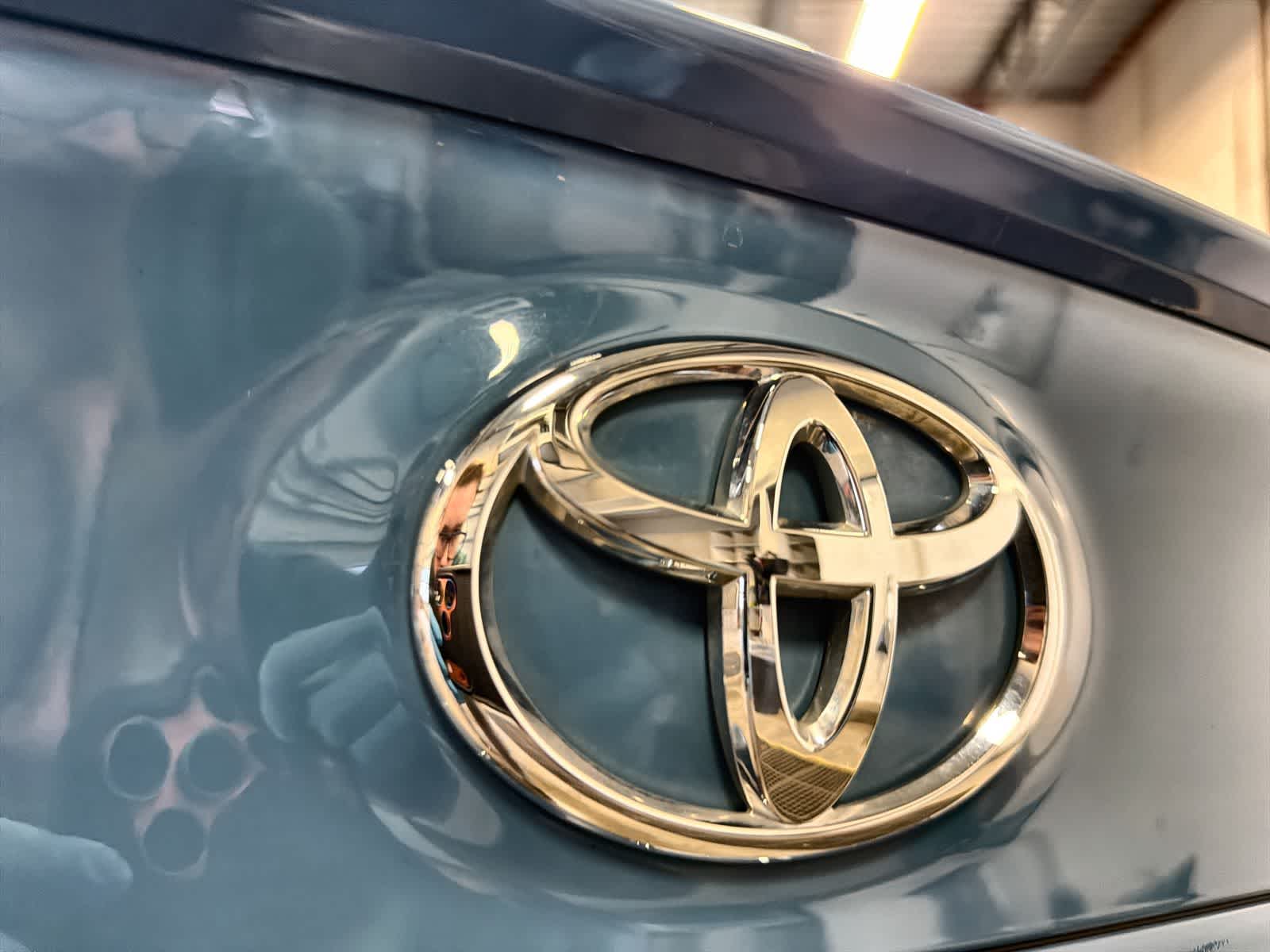 Thumbnail: 2024 Toyota Camry - 11