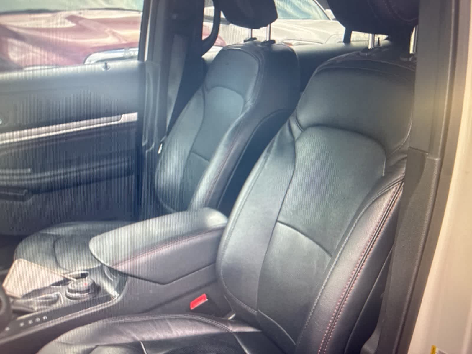 Thumbnail: 2019 Ford Explorer - 11