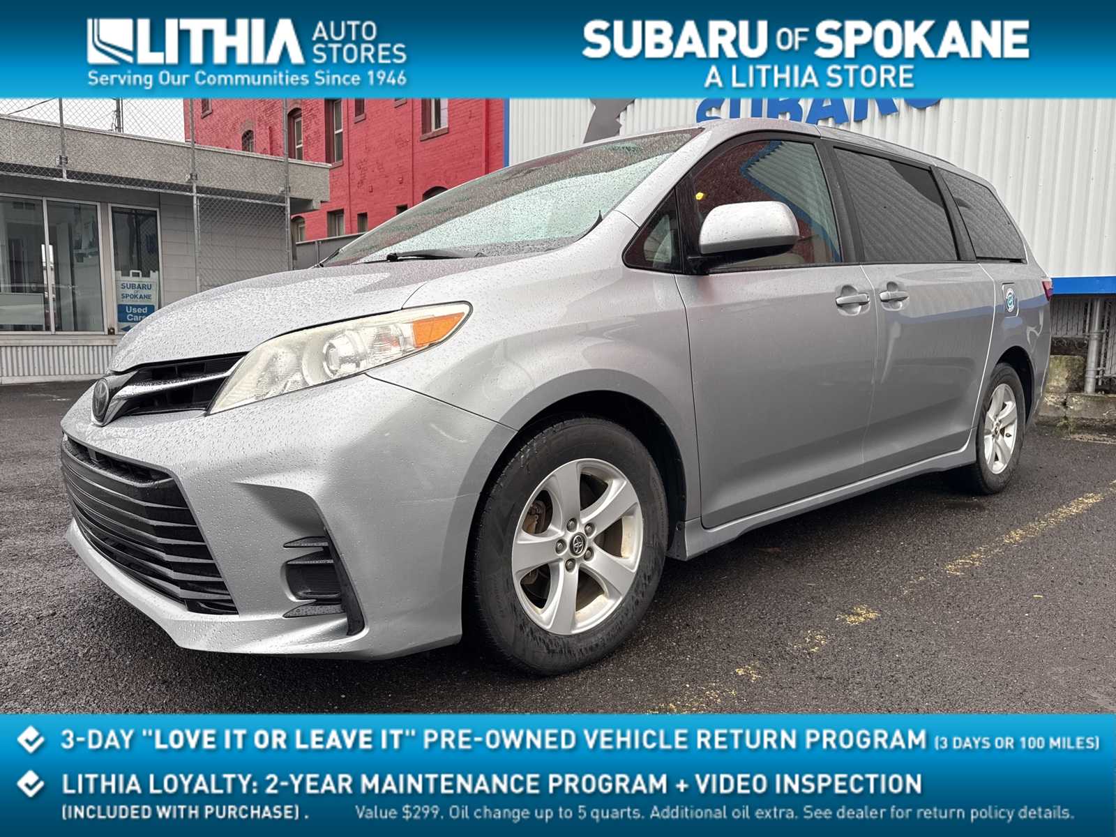 Thumbnail: 2018 Toyota Sienna - 1