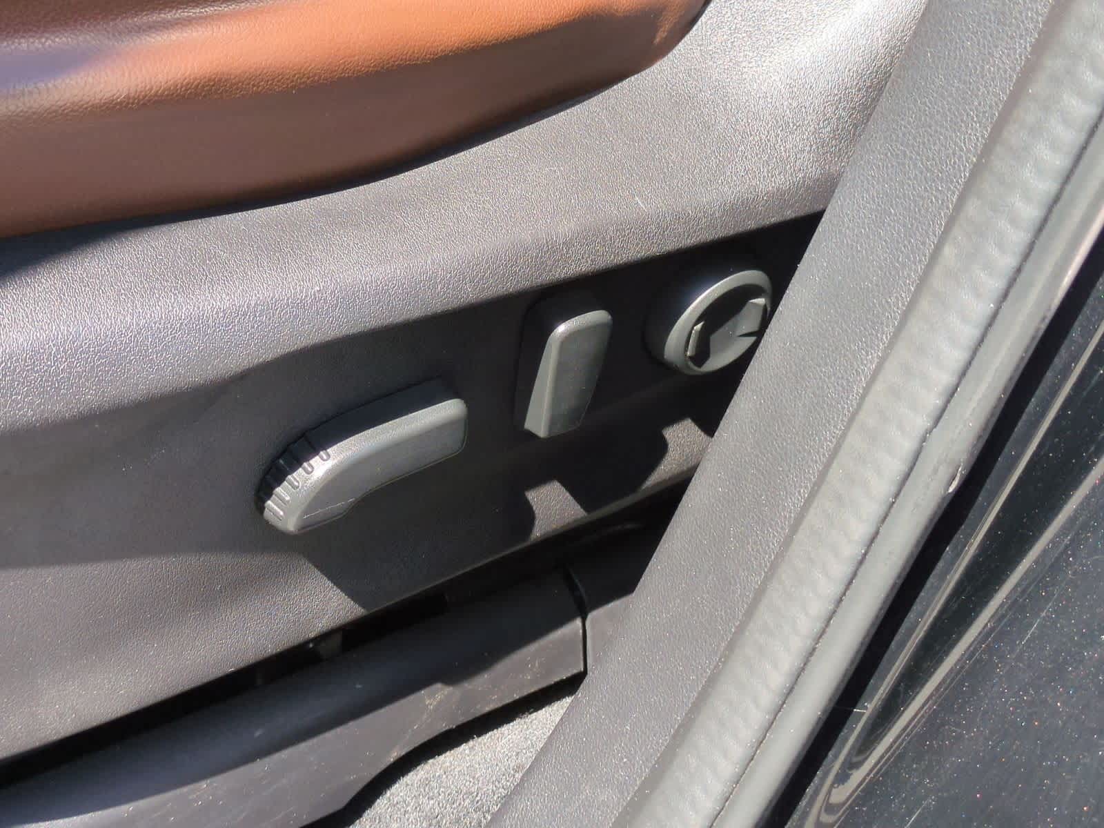 2019 Subaru Ascent Touring 18