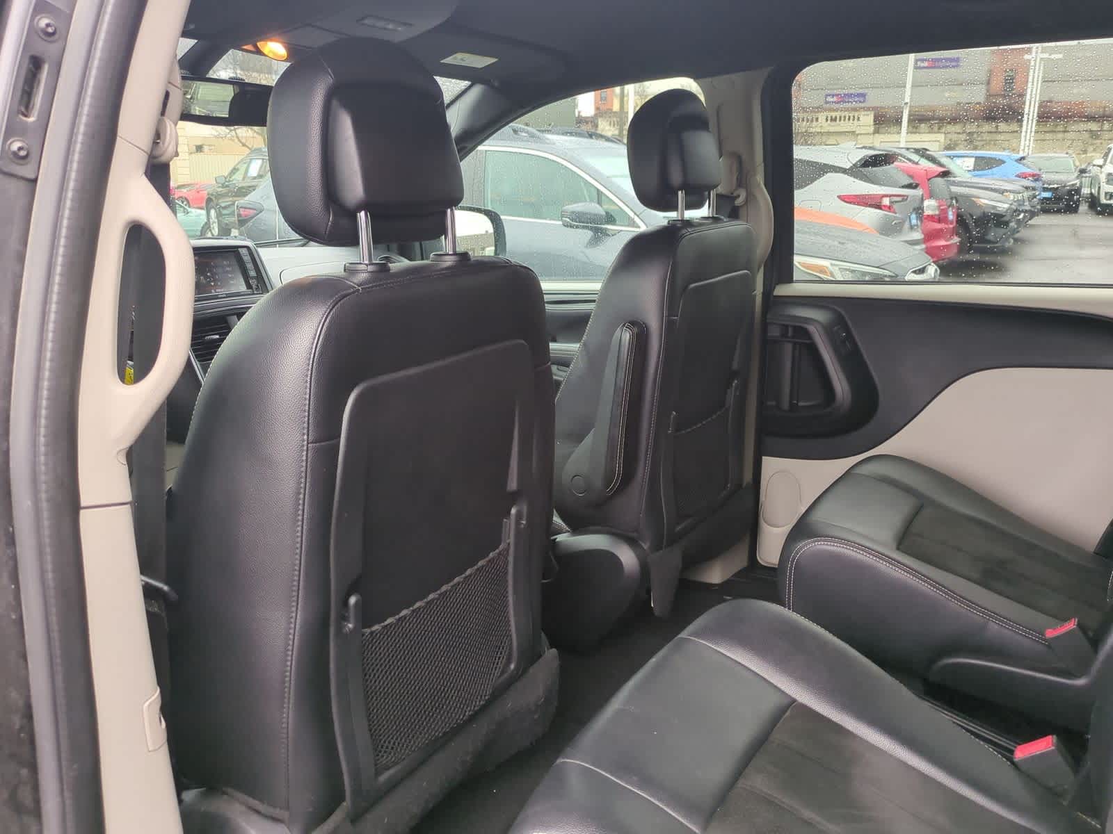 Thumbnail: 2020 Dodge Grand Caravan - 19