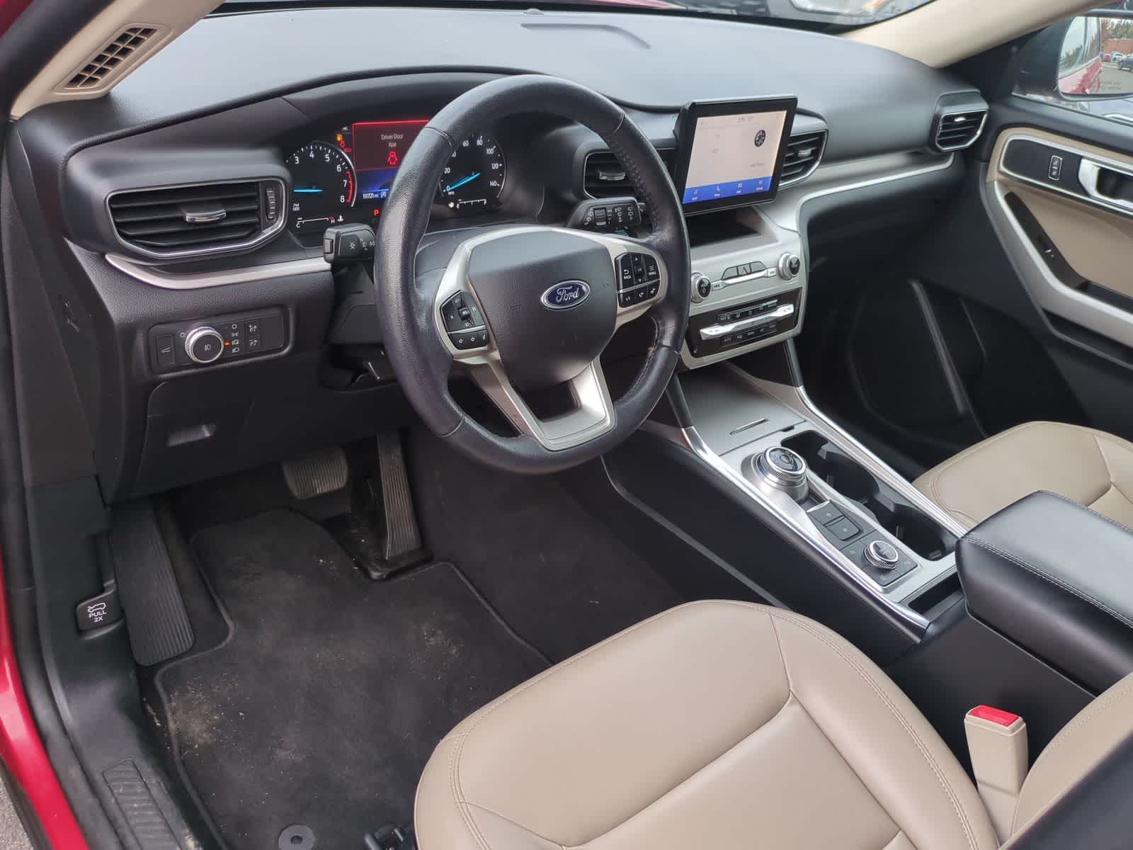 Thumbnail: 2021 Ford Explorer - 10