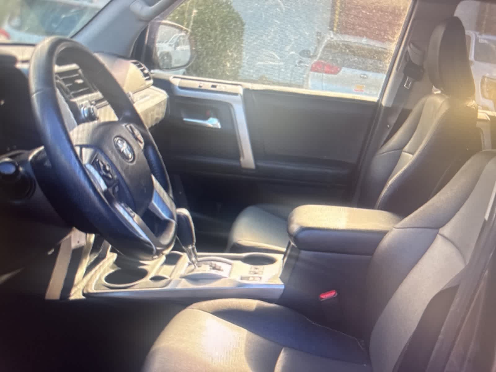 Thumbnail: 2018 Toyota 4Runner - 9