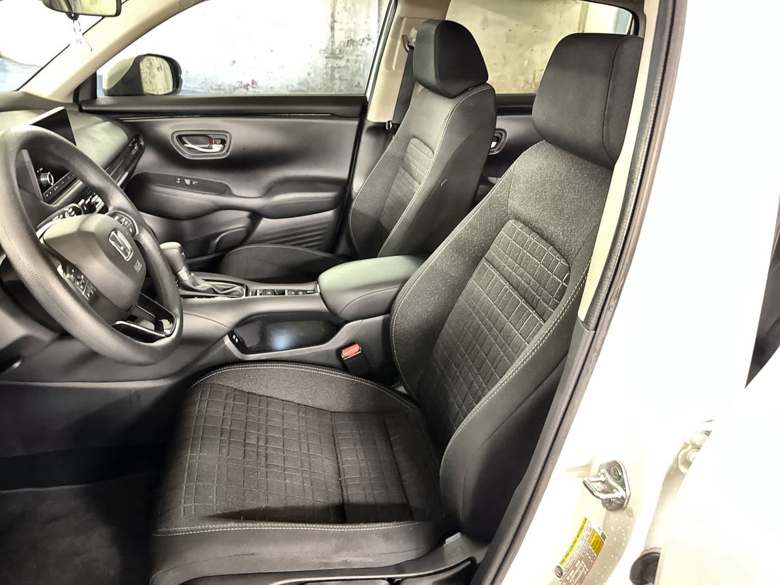 Thumbnail: 2025 Honda HR-V - 17