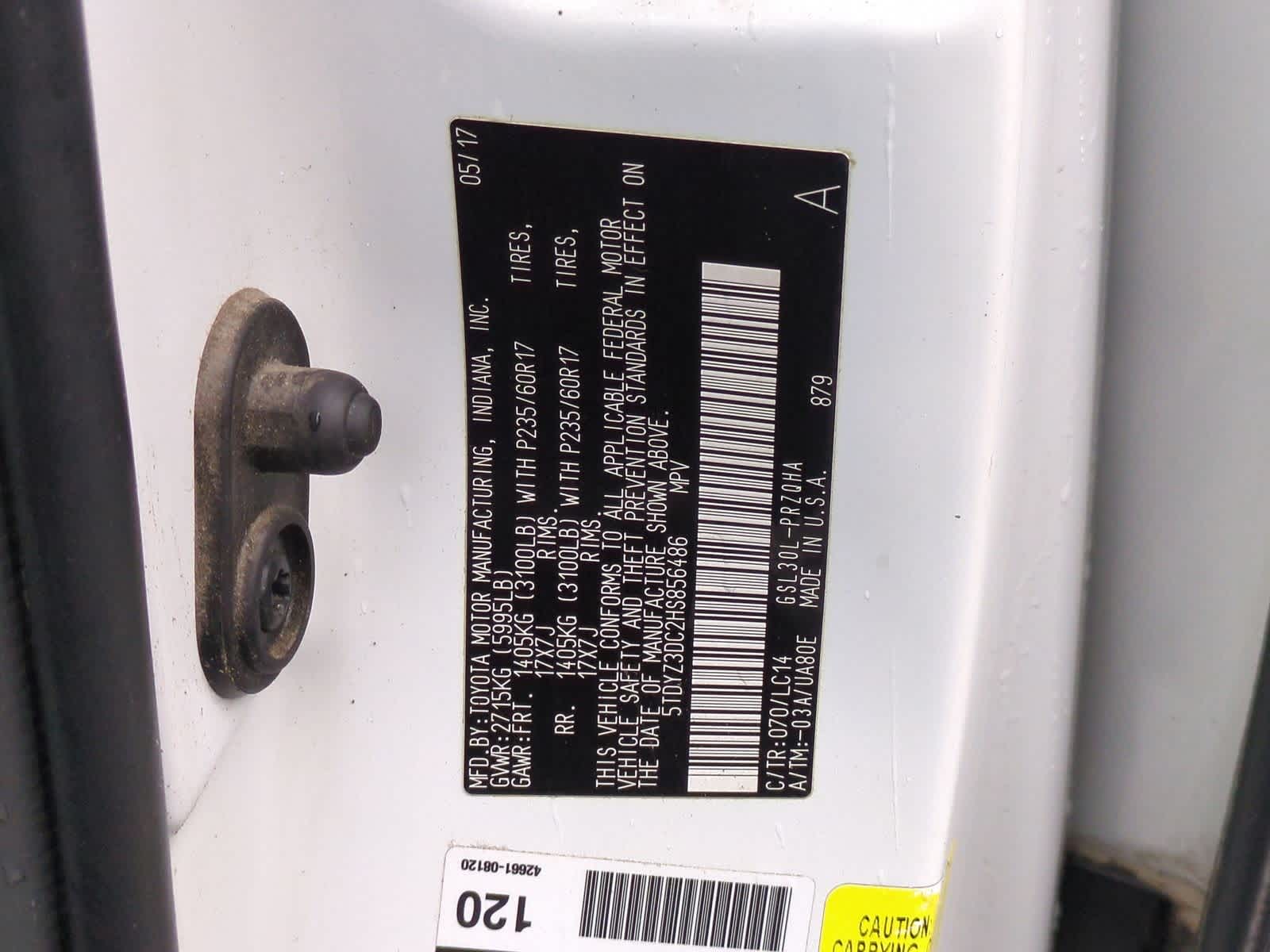 Thumbnail: 2017 Toyota Sienna - 36