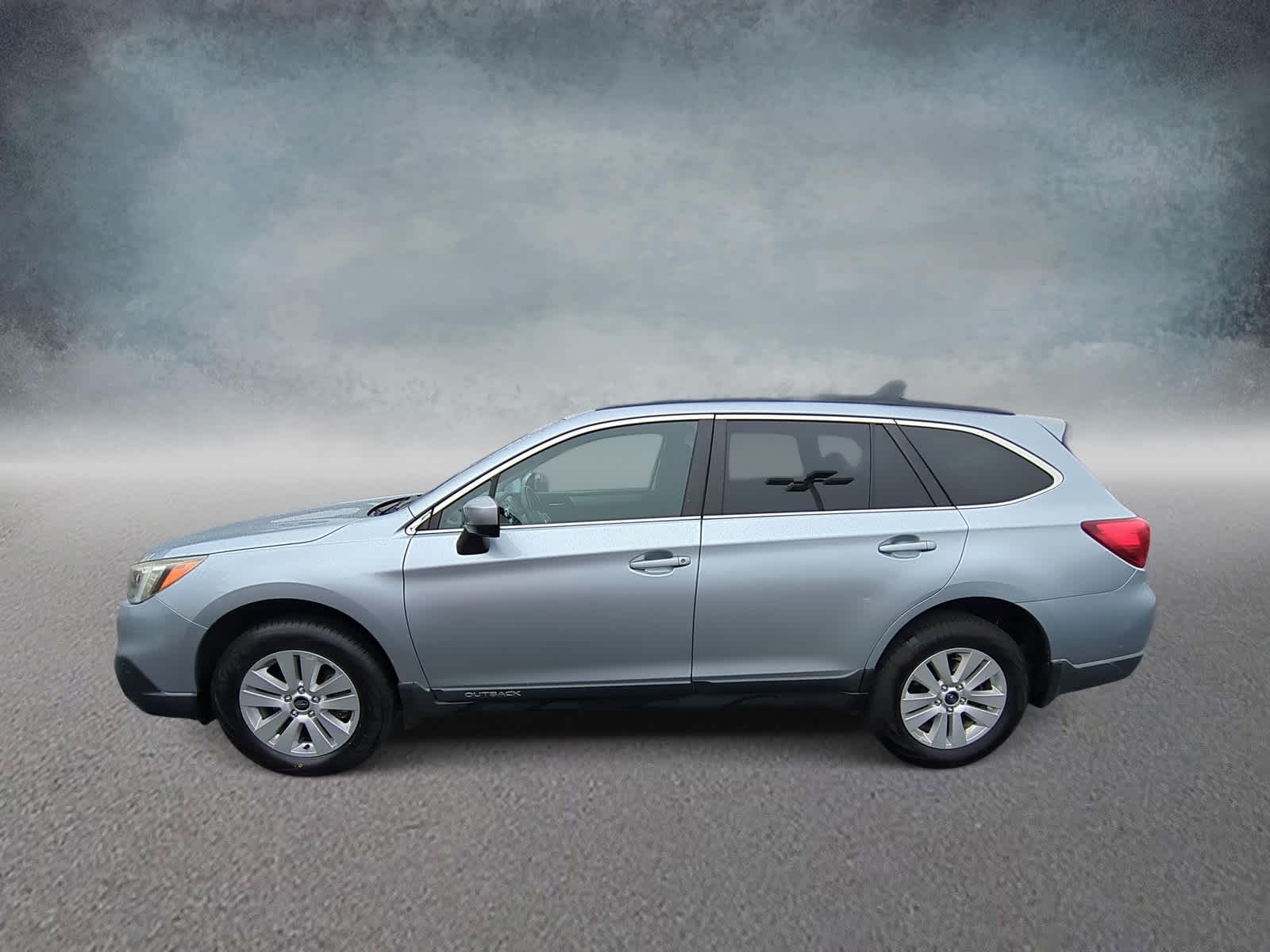 Thumbnail: 2015 Subaru Outback - 5