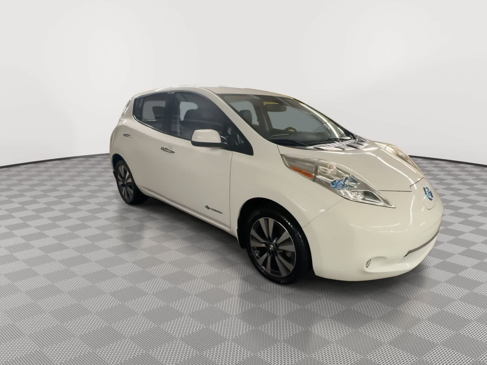 Used 2016 Nissan LEAF SL with VIN 1N4BZ0CP5GC304480 for sale in Spokane, WA
