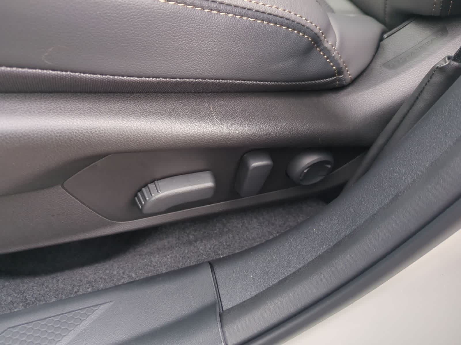 Thumbnail: 2026 Subaru Outback - 18