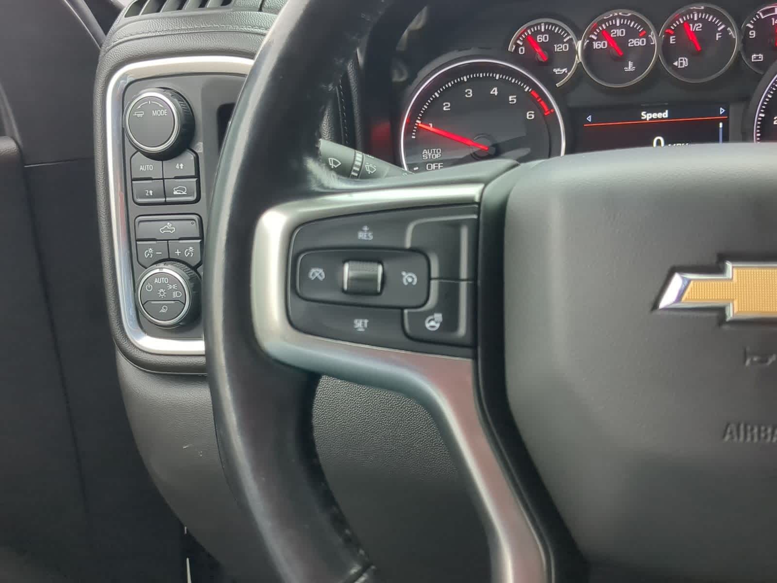 Thumbnail: 2021 Chevrolet Silverado 1500 - 23