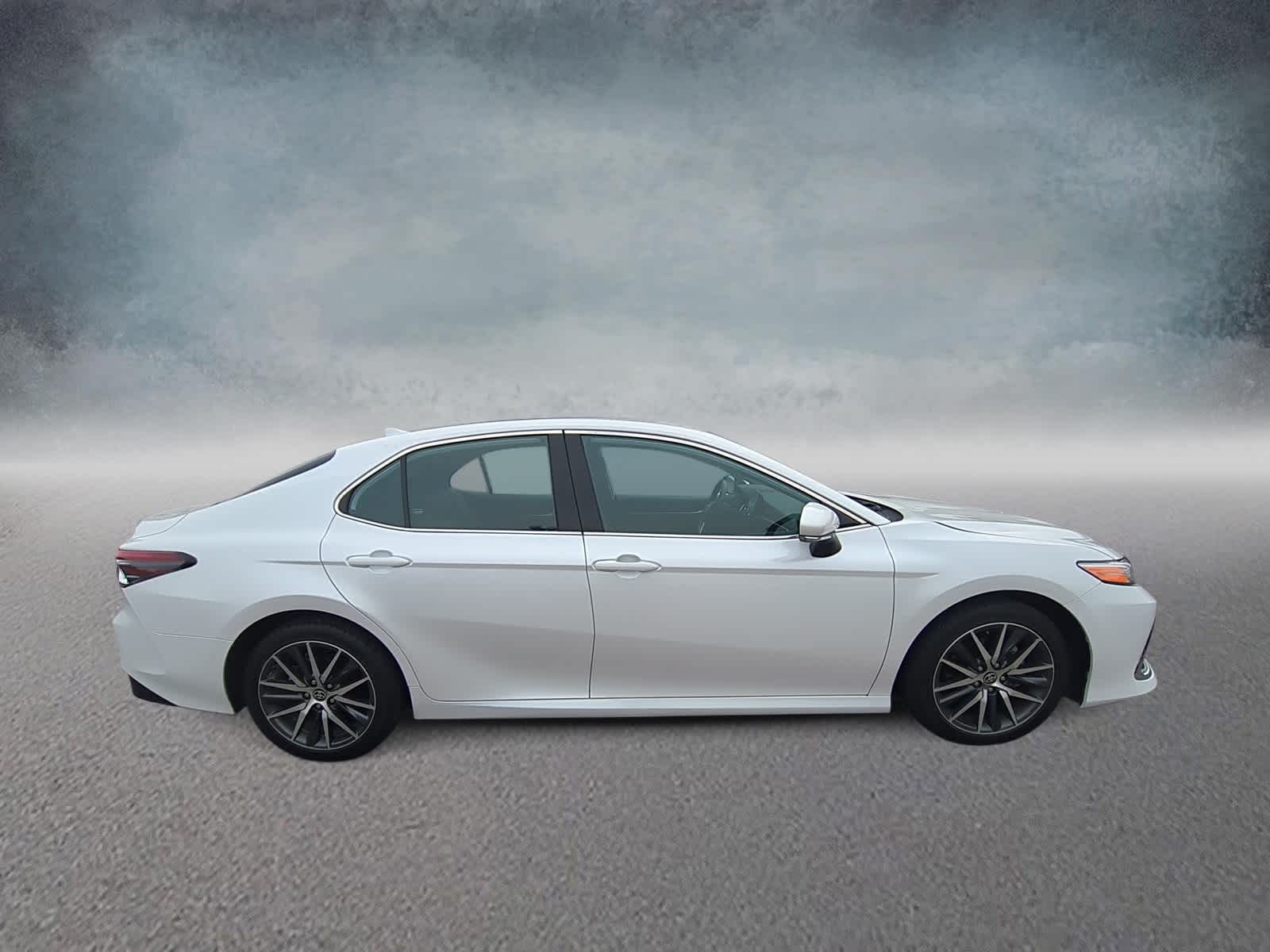 Thumbnail: 2024 Toyota Camry - 9