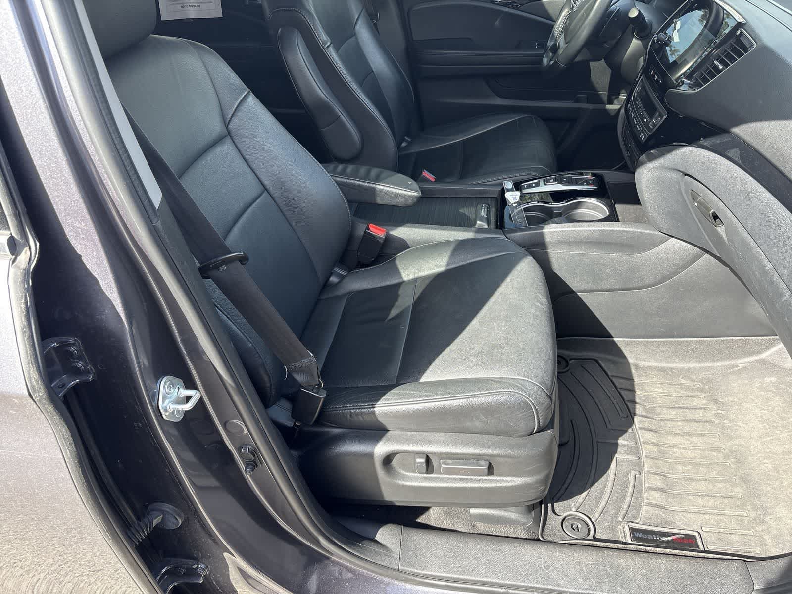Thumbnail: 2022 Honda Pilot - 23