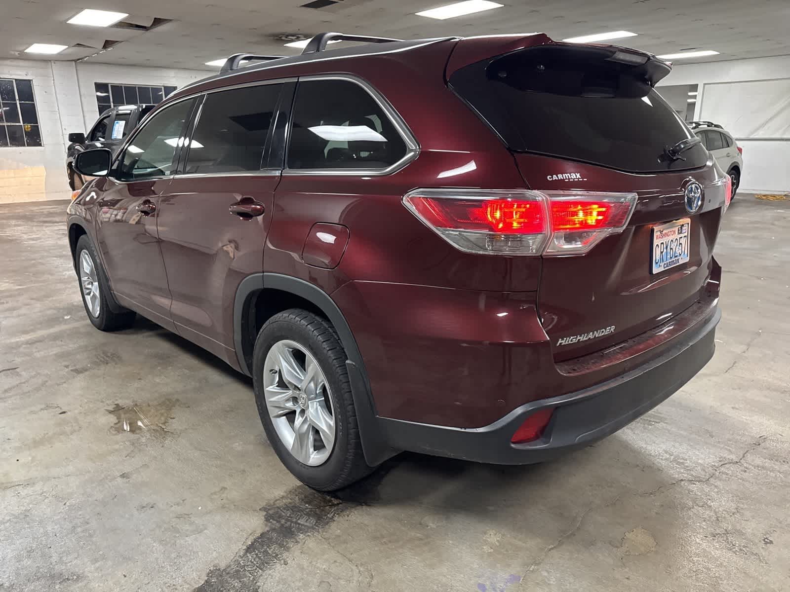 Thumbnail: 2015 Toyota Highlander - 4
