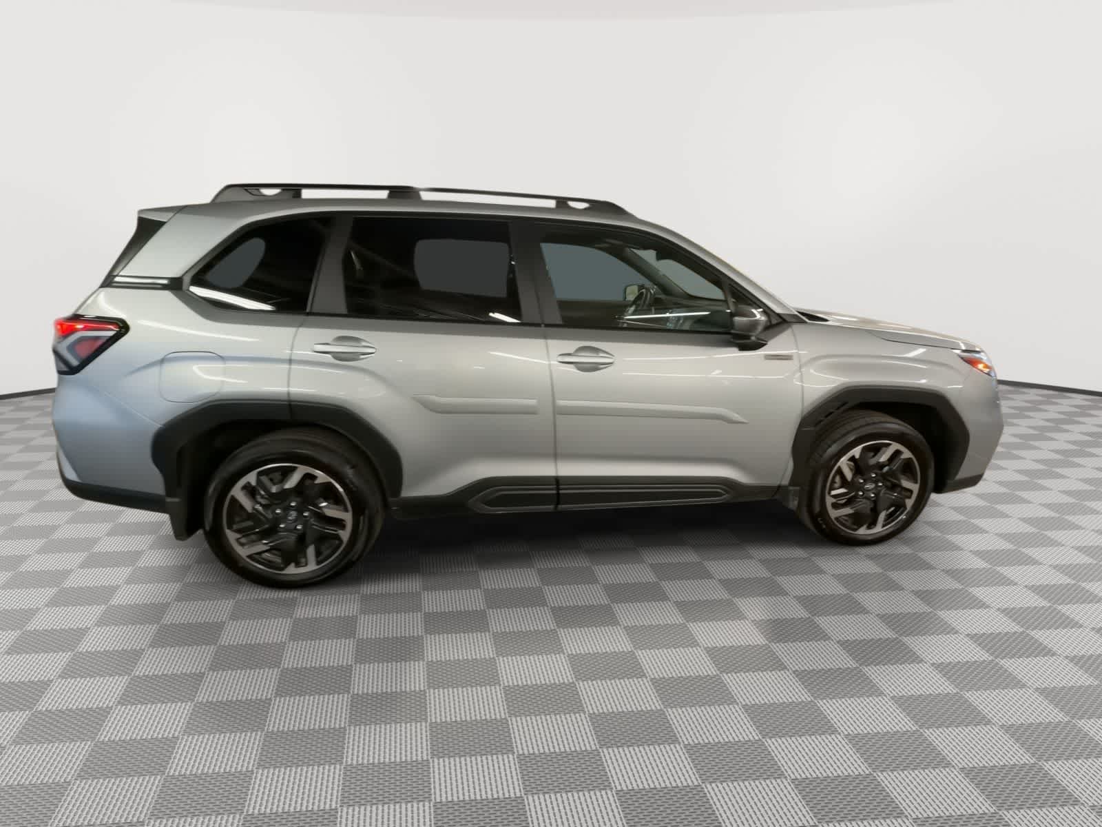 Thumbnail: 2025 Subaru Forester - 10