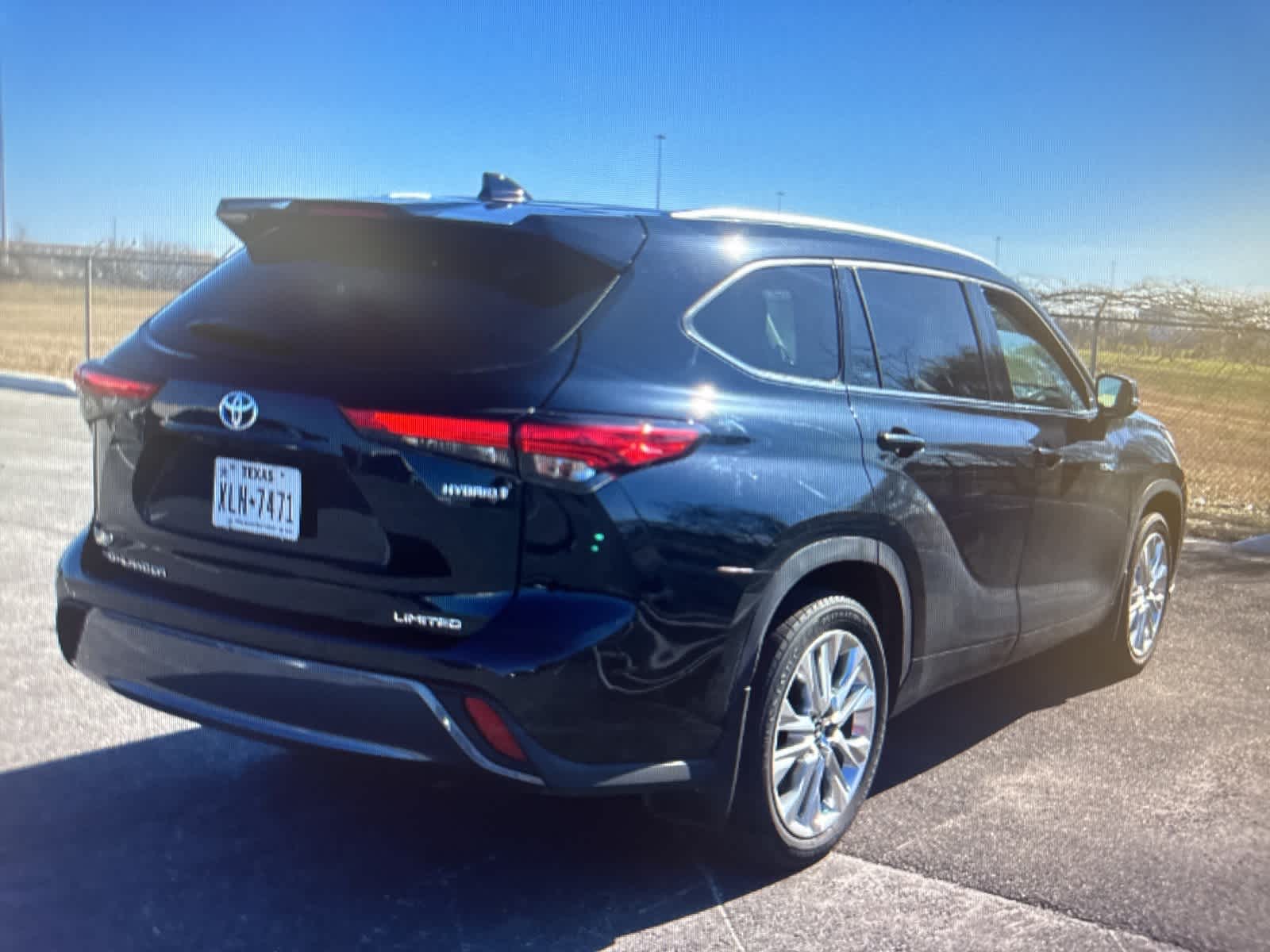 Thumbnail: 2021 Toyota Highlander - 5