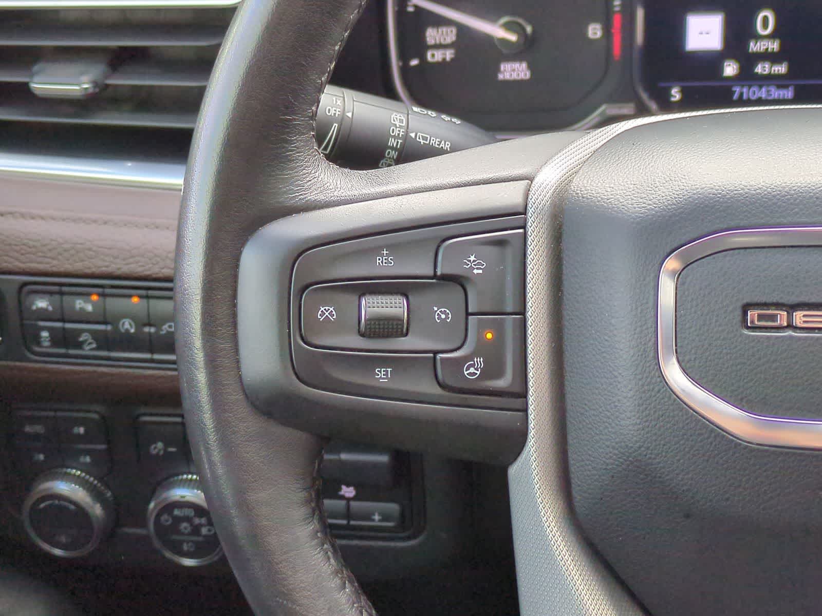 Thumbnail: 2021 GMC Yukon - 25