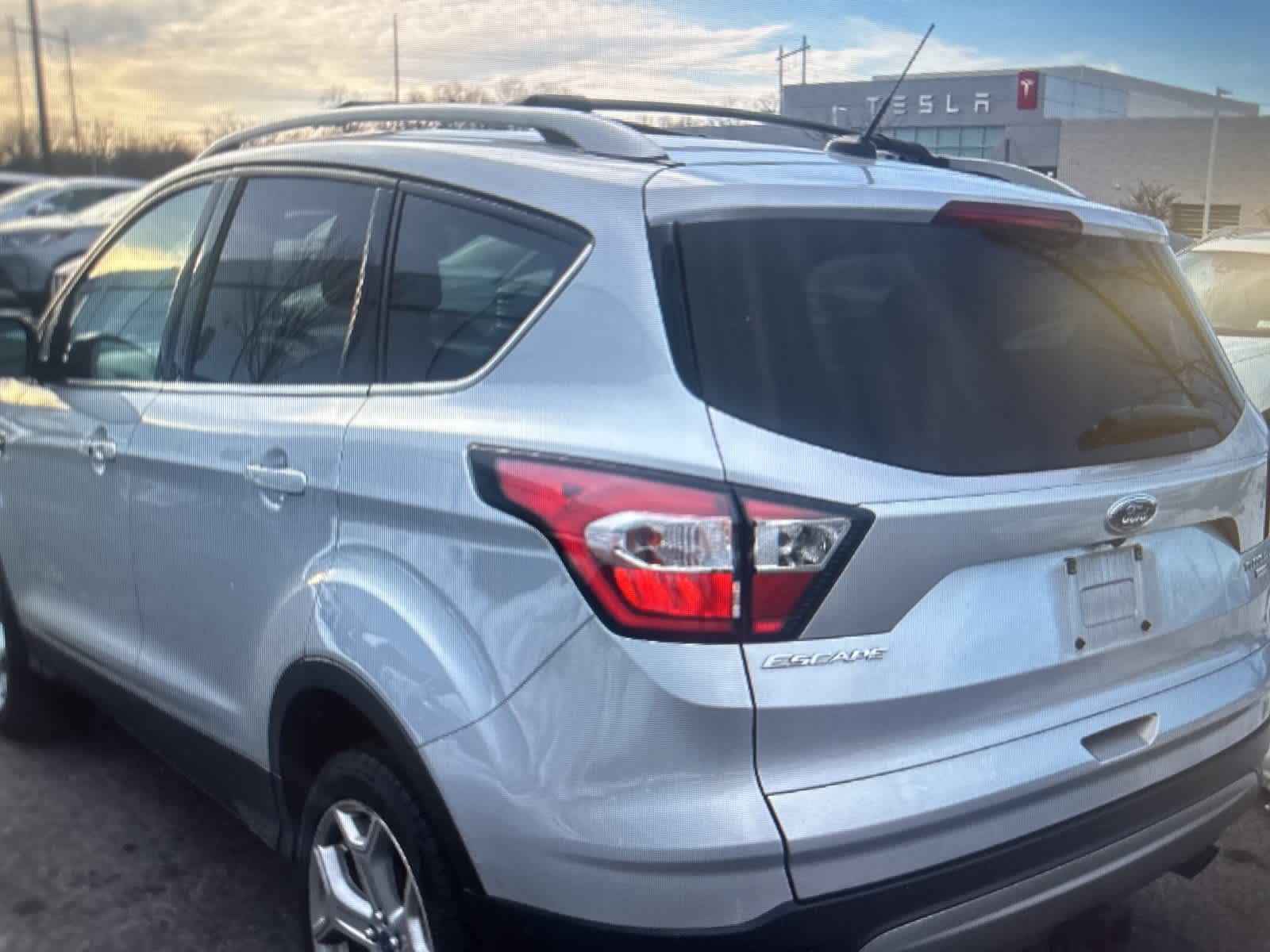 Thumbnail: 2017 Ford Escape - 3