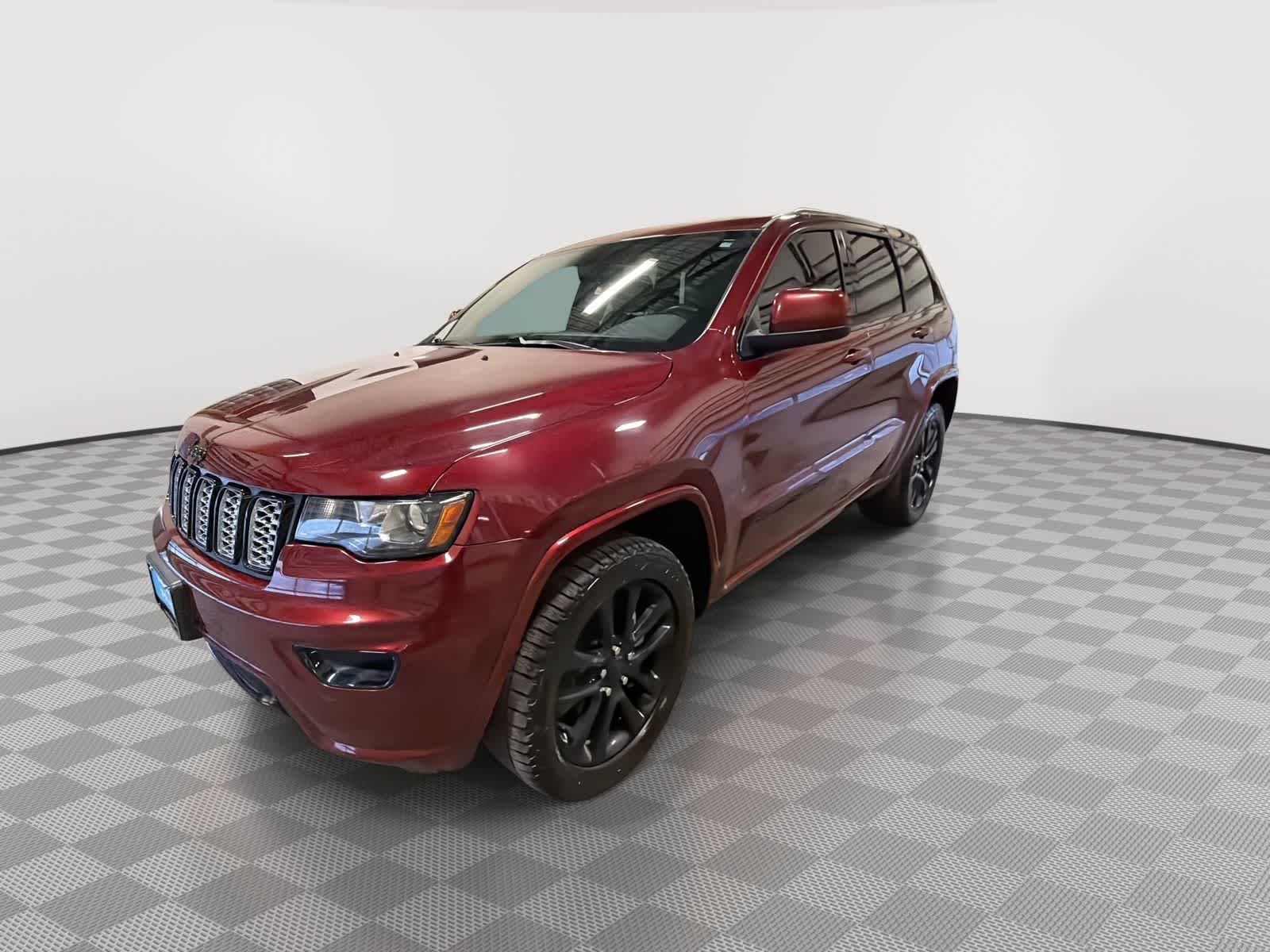 Thumbnail: 2020 Jeep Grand Cherokee - 4