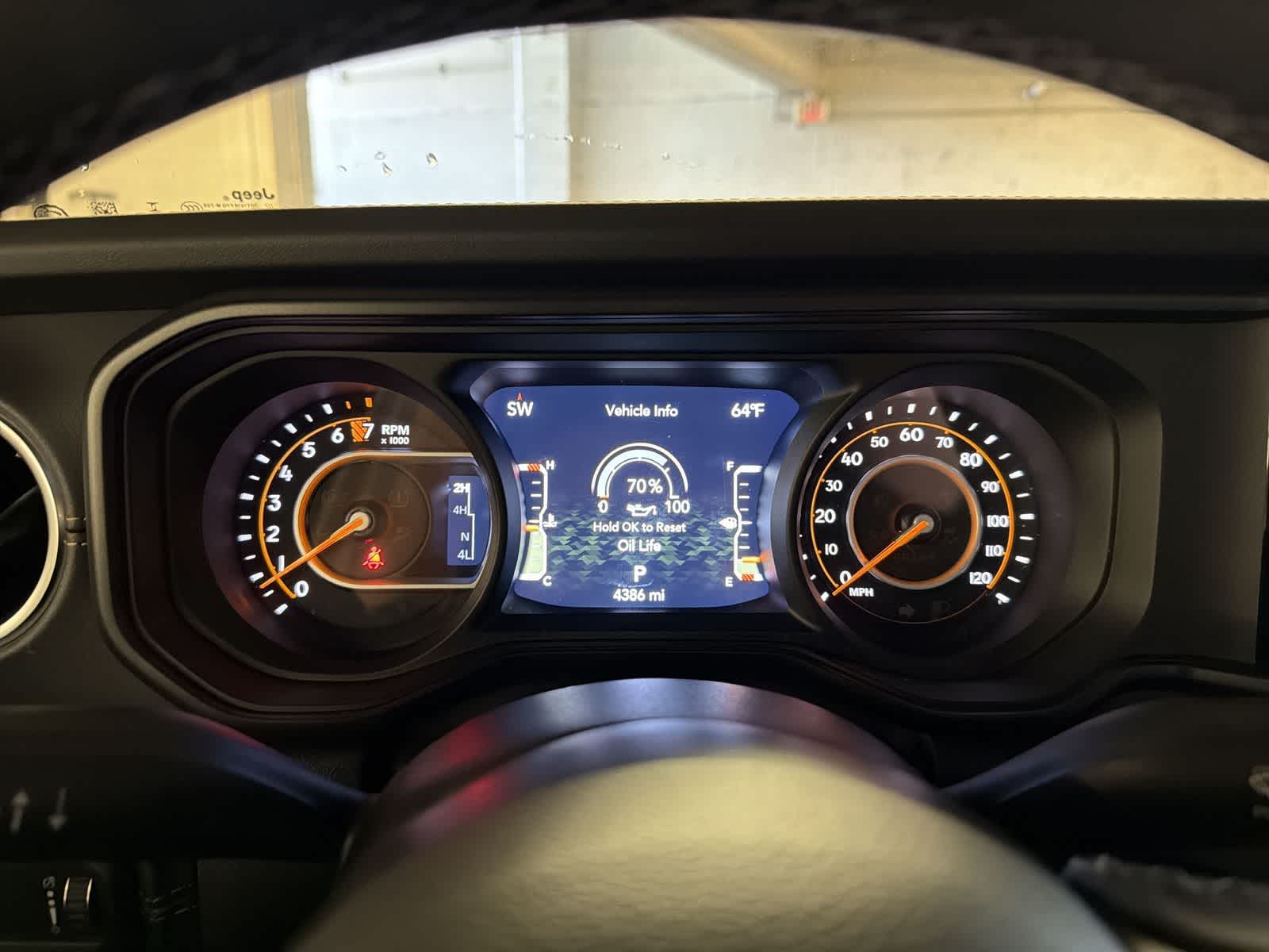 Thumbnail: 2025 Jeep Gladiator - 23