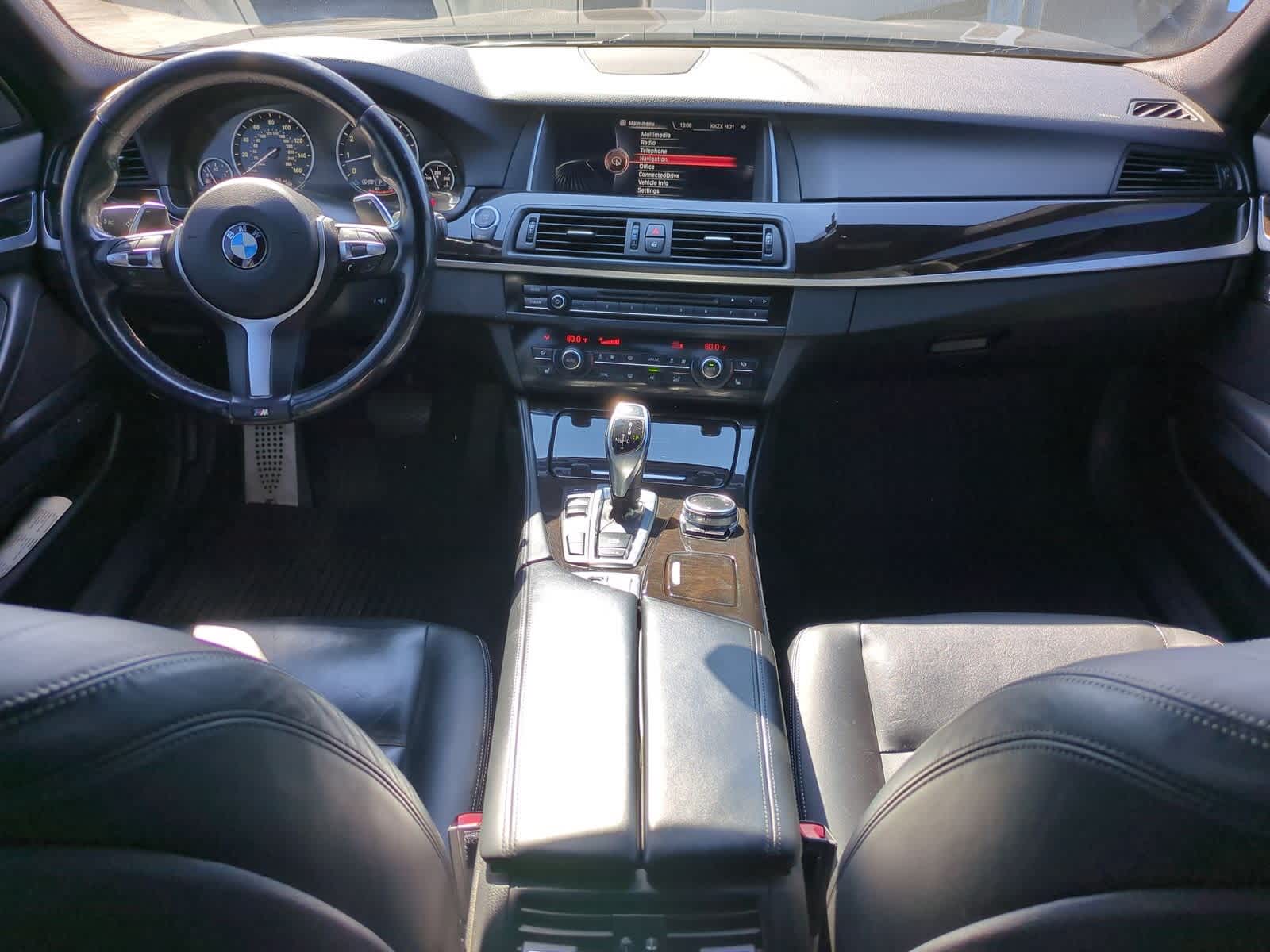 Thumbnail: 2016 BMW 5 Series - 16